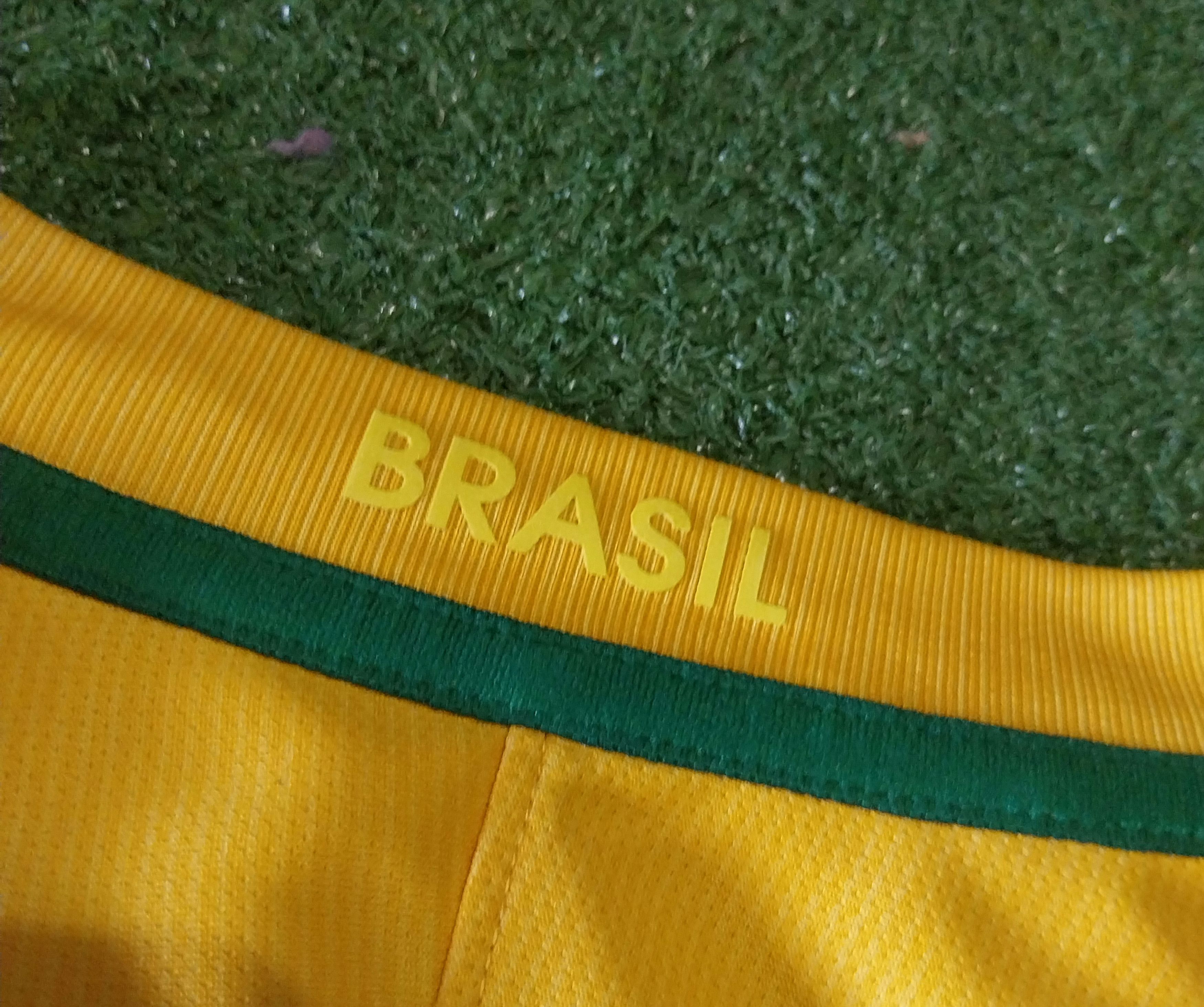 Nike Brazil home 2016 neymar jr jersey football Size US S / EU 44-46 / 1 - 9 Thumbnail