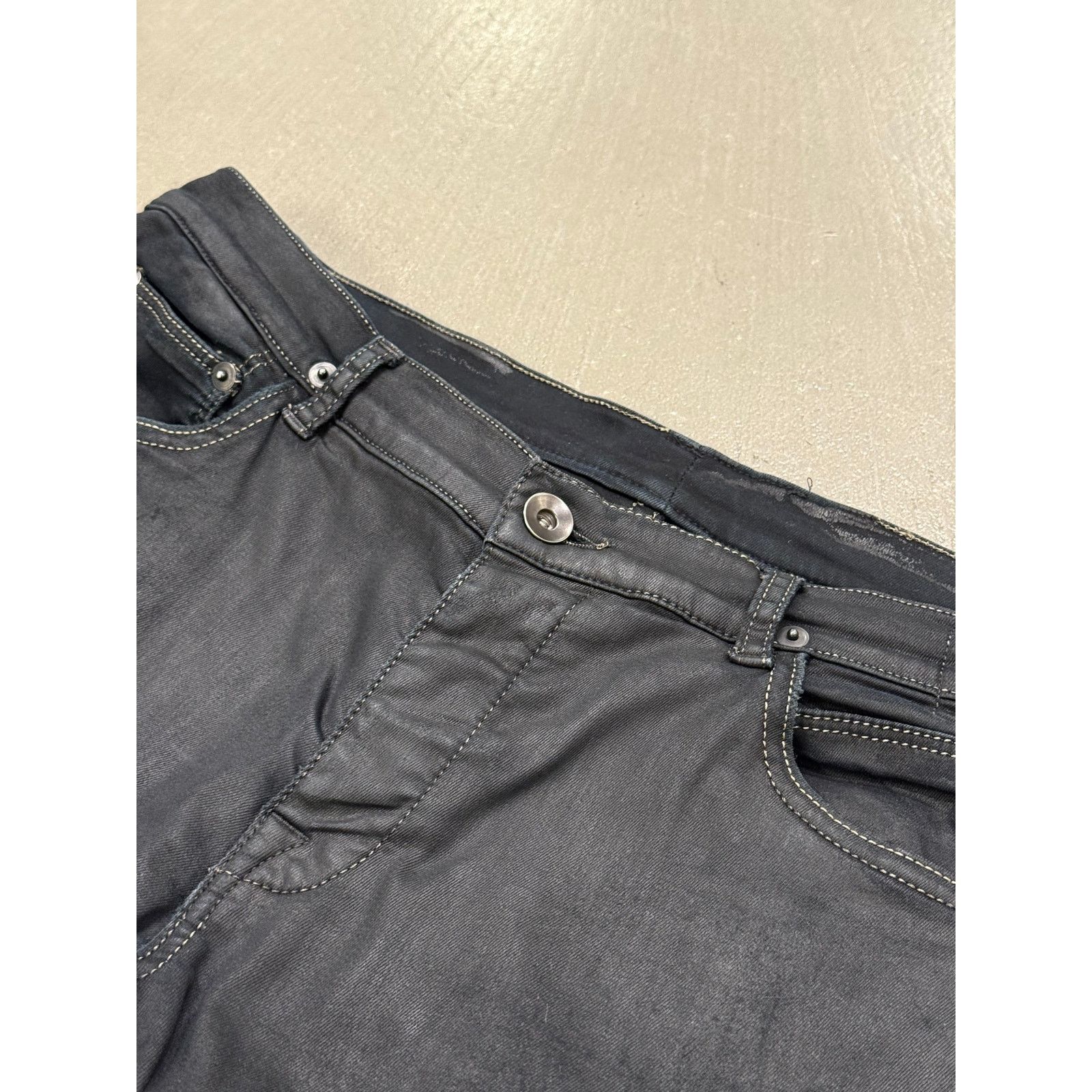Rick Owens 2000s Rick Owens coated distressed faded slim jeans Size 31" - 6 Thumbnail