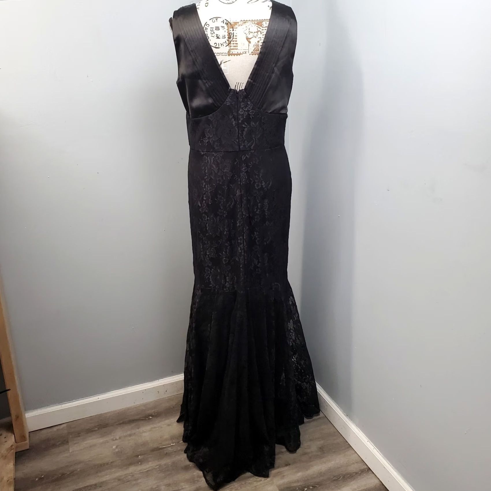 Vintage Starzz Women 12 Black Lace Pintuck Straps Deep V Neck Maxi Dress Size XL / US 12-14 / IT 48-50 - 2 Thumbnail