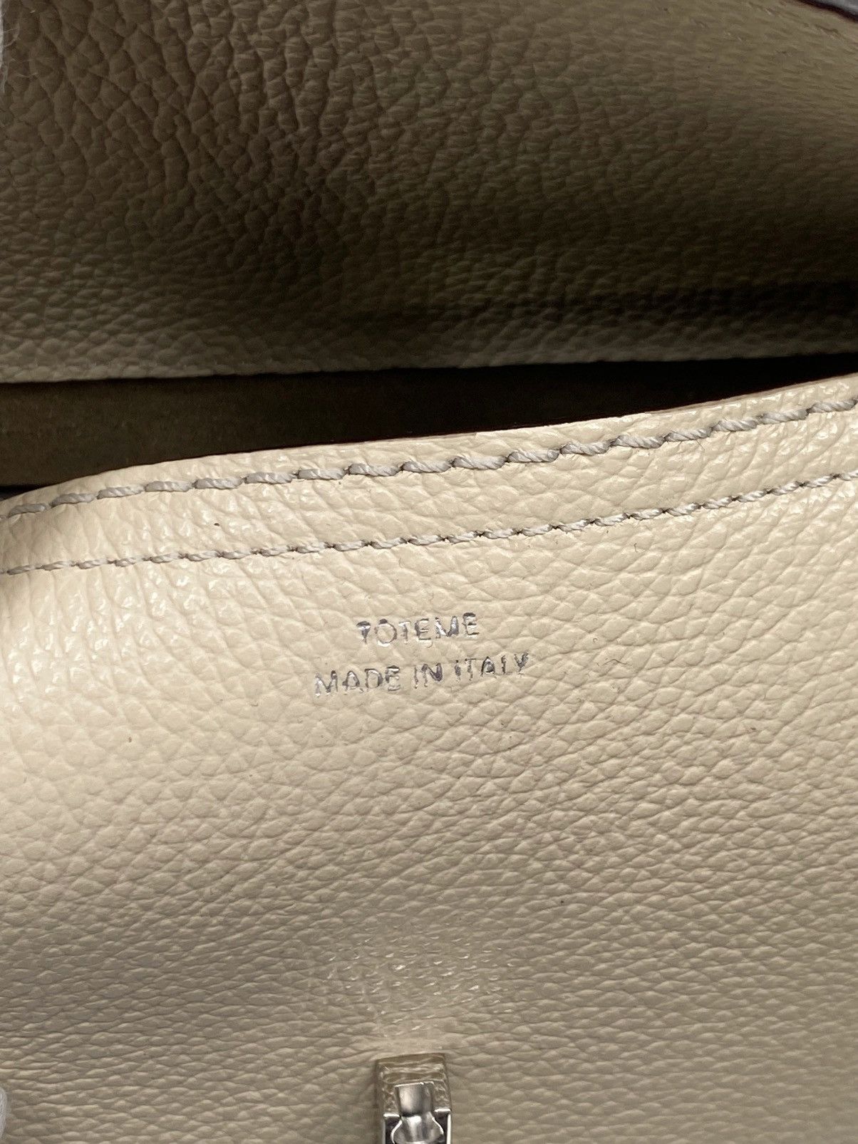 Toteme TOTEME Off-White T-Lock Grained-Leather Clutch Bag Size ONE SIZE - 13 Thumbnail