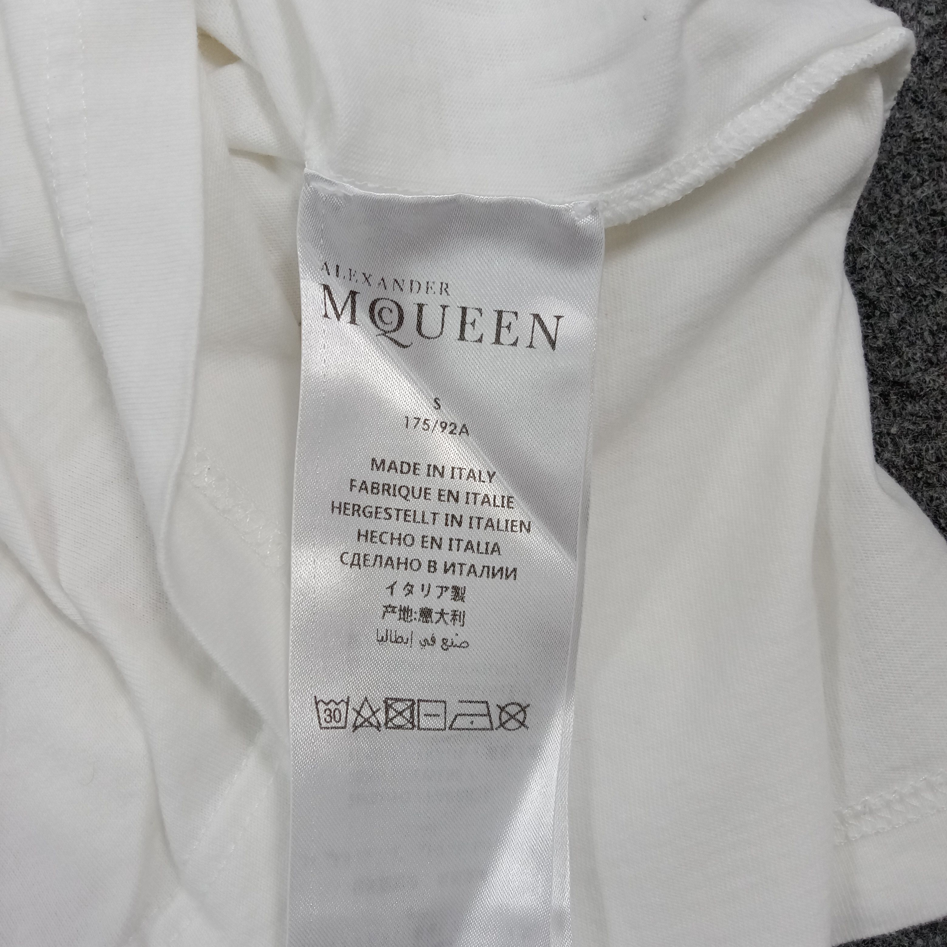 Alexander McQueen Alexander McQueen Skull Art Designer Tshirt C294N66 Size M / US 6-8 / IT 42-44 - 5 Thumbnail