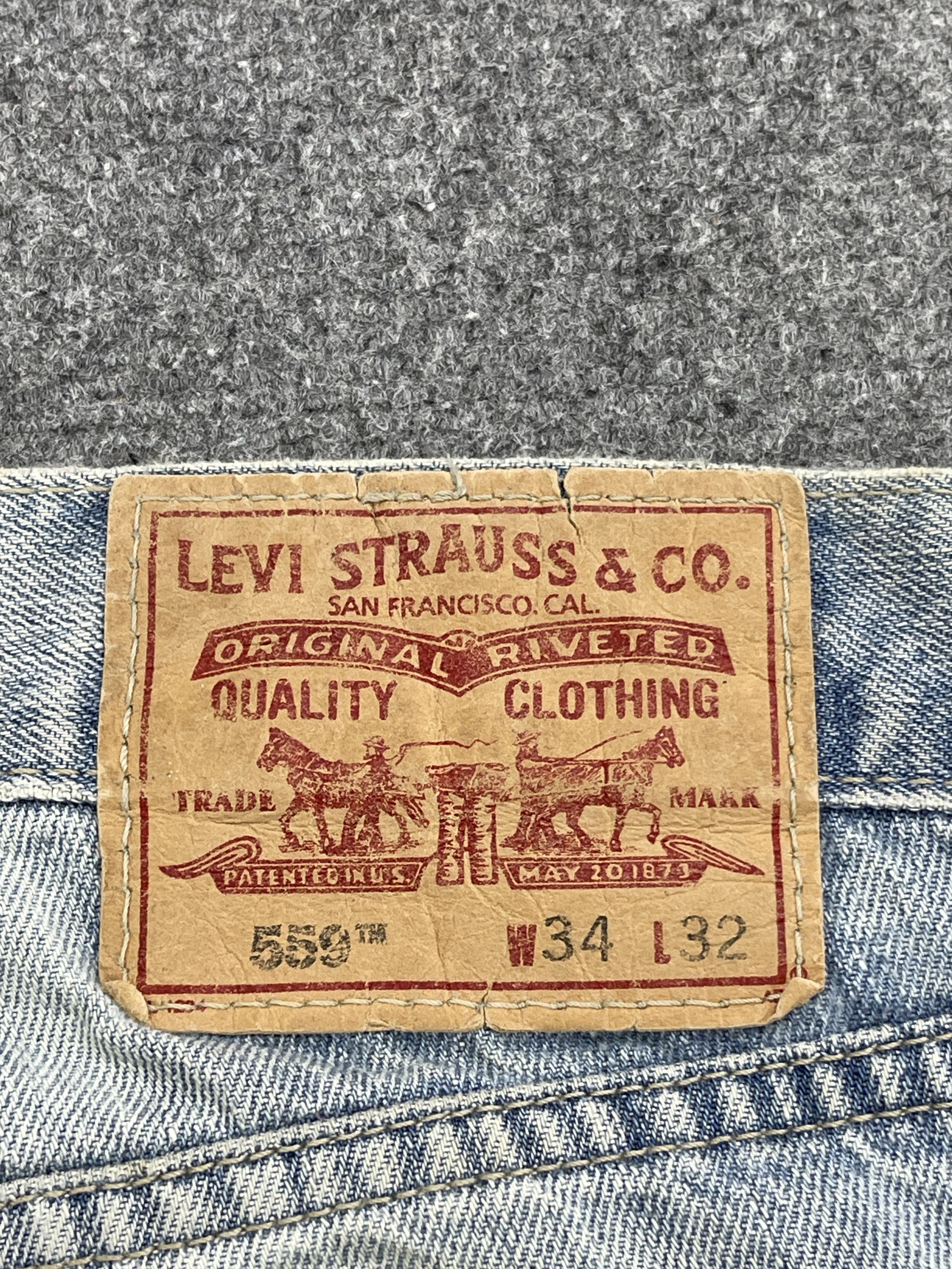 Levi's × Vintage Relaxed Straight Vintage Levis 559 Faded Blue Jeans DP2494 Size US 36 / EU 52 - 5 Thumbnail