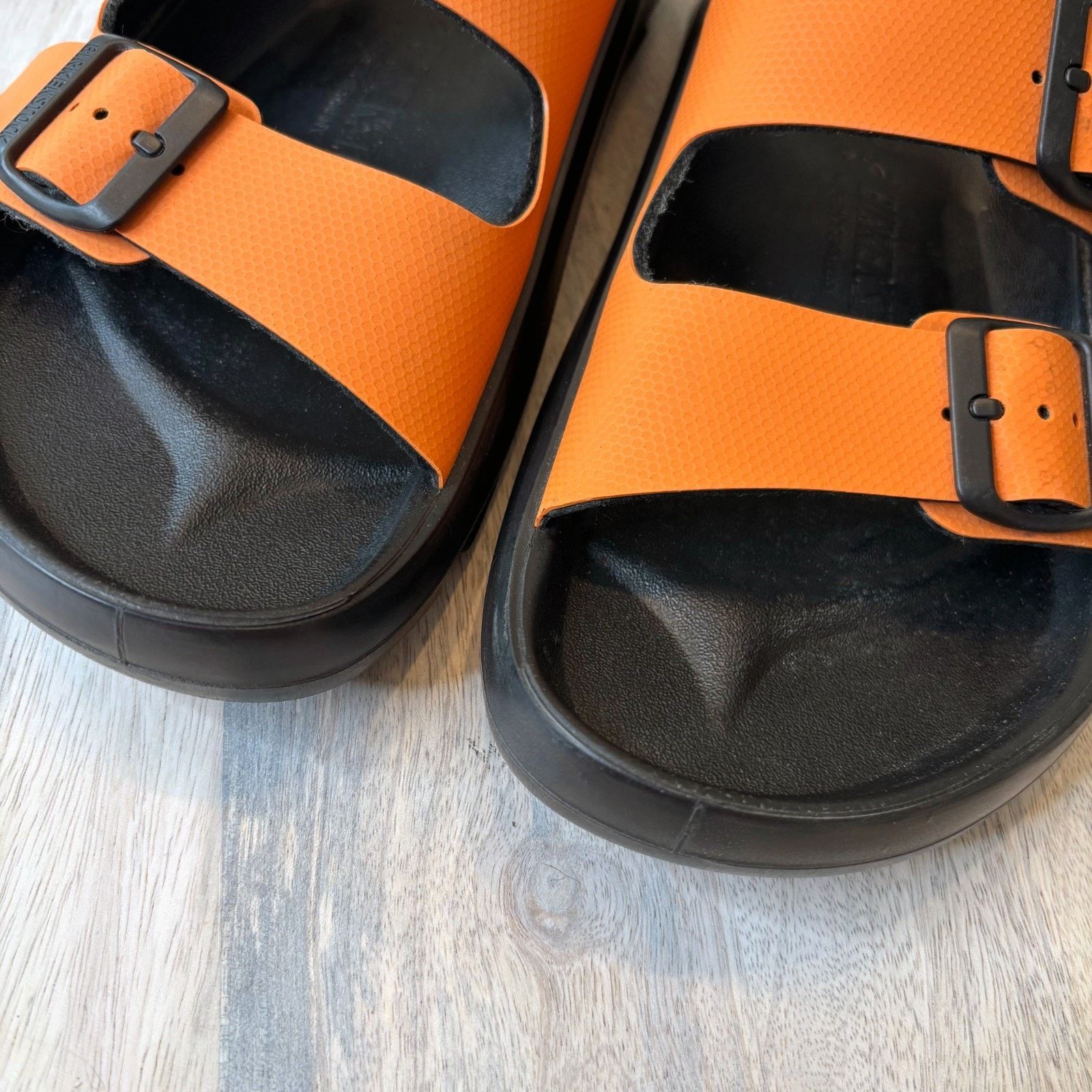 Birkenstock Birkenstock Tatacoa Sandals Orange Black Rugged Trail L9 M7 Size US 7 / EU 40 - 4 Thumbnail
