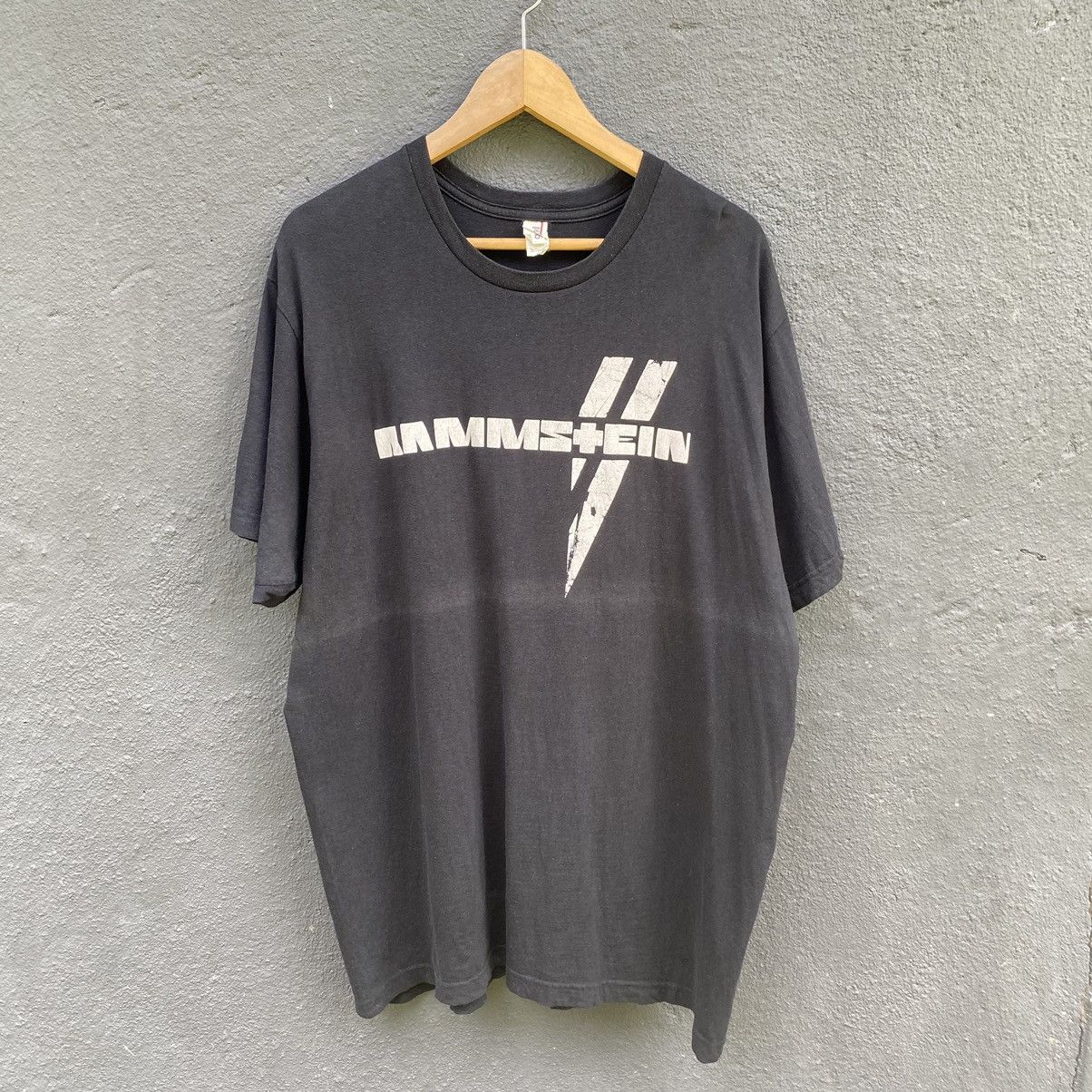 Band Tees Thrashed Faded Rammstein Metal Band ERD GRUNGE VINTAGE TEE Size US XL / EU 56 / 4 - 1 Thumbnail
