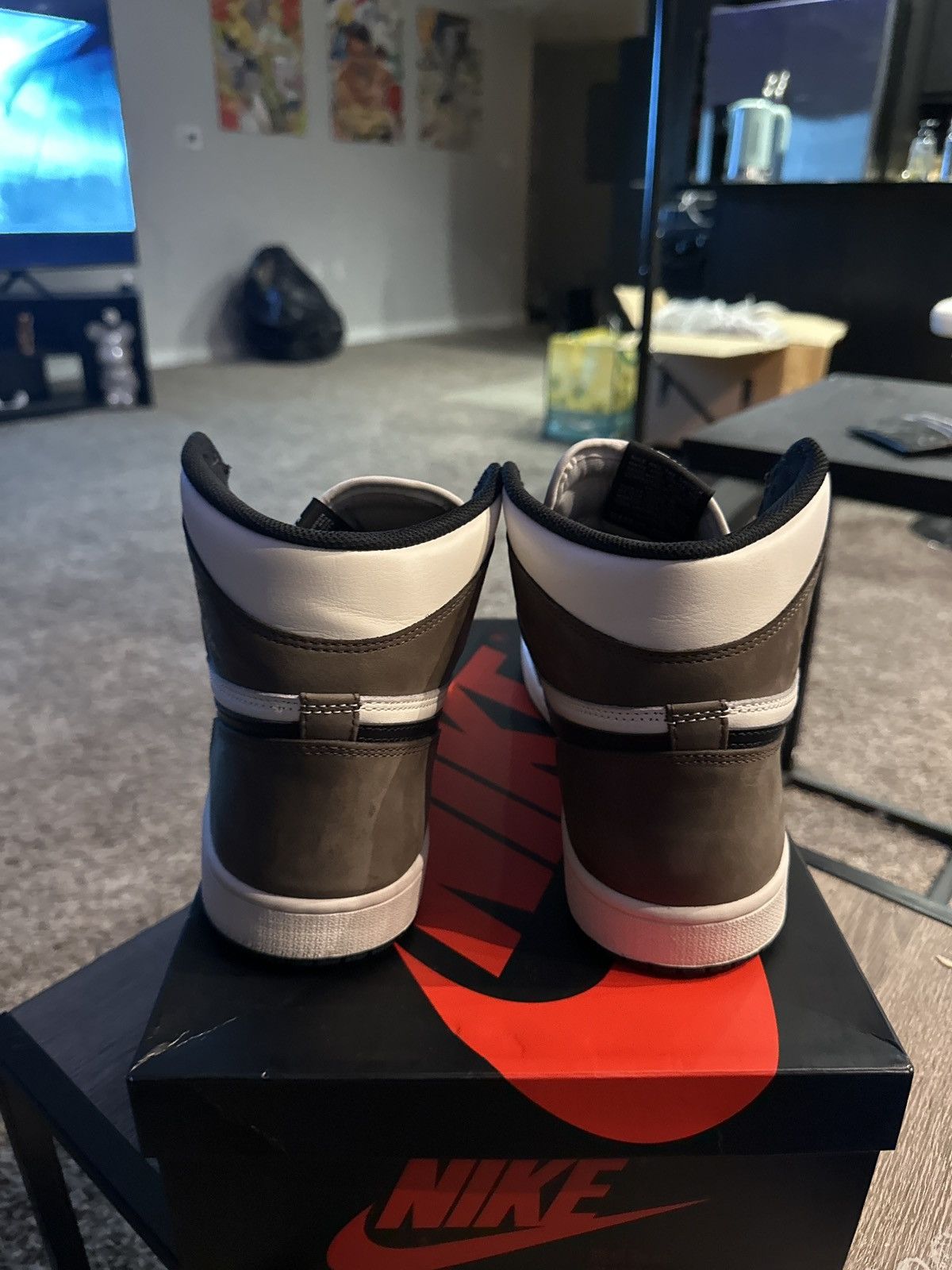 Jordan Brand Jordan 1 Mochas Size US 11 / EU 44 - 4 Thumbnail