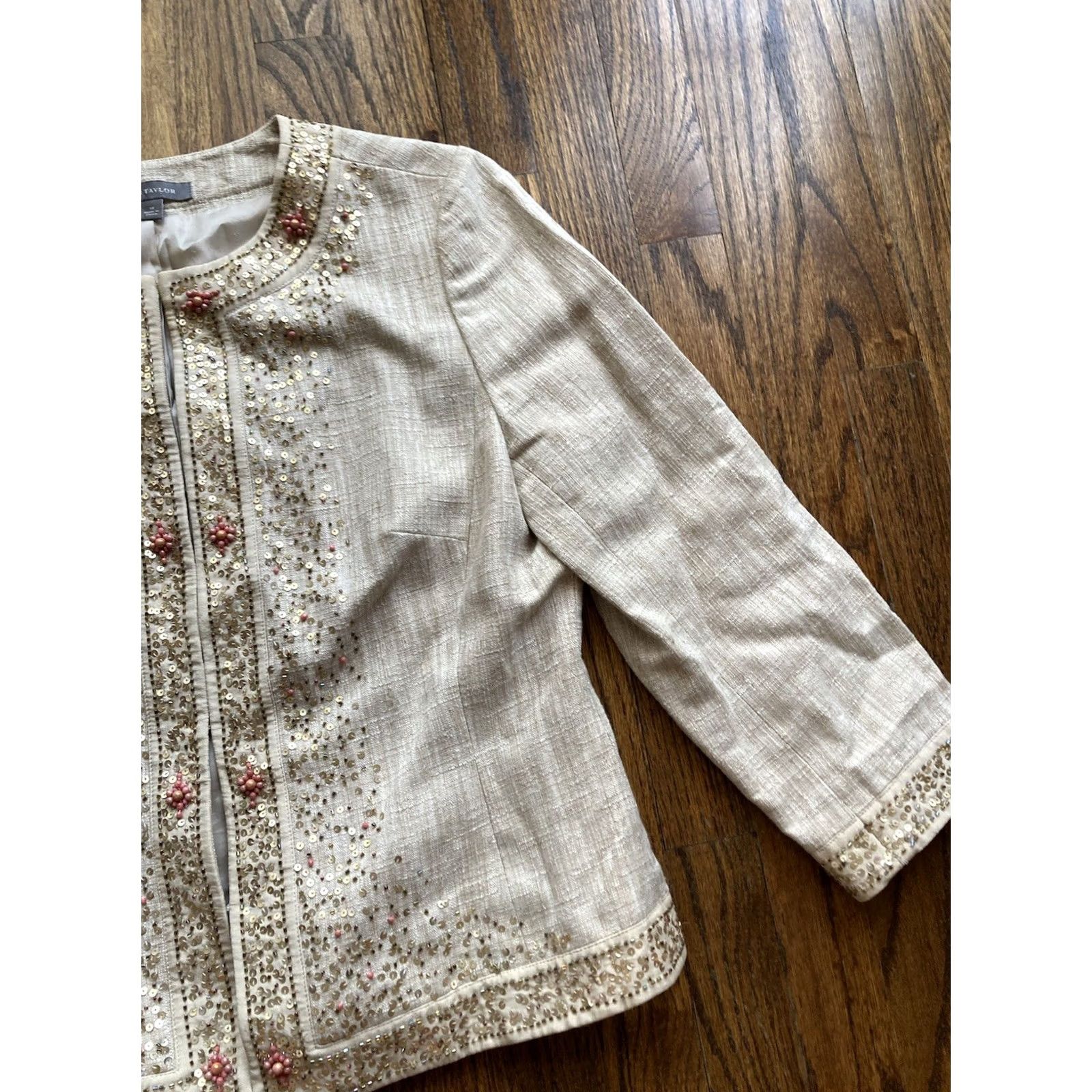 Ann Taylor Ann Taylor Jacket Womens Size 10 Beige Linen Blend Sequin Bejeweled Beaded Top Size L / US 10 / IT 46 - 3 Thumbnail