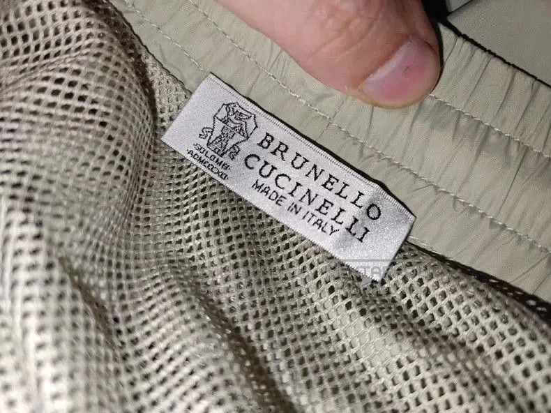 Brunello Cucinelli Brunello Cucinelli Men's Embroidered Logo Shorts. Size US 30 / EU 46 - 7 Thumbnail
