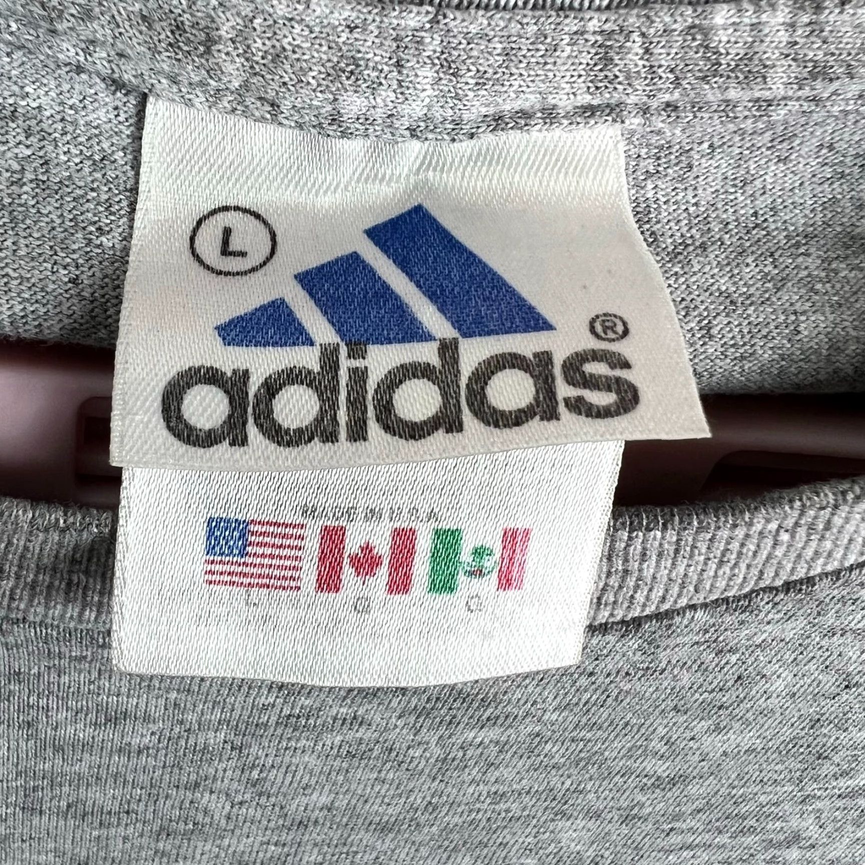 Adidas VINTAGE adidas White Label Embroidered T Shirt Mens Size L Gray Short Sleeve Size US L / EU 52-54 / 3 - 4 Thumbnail