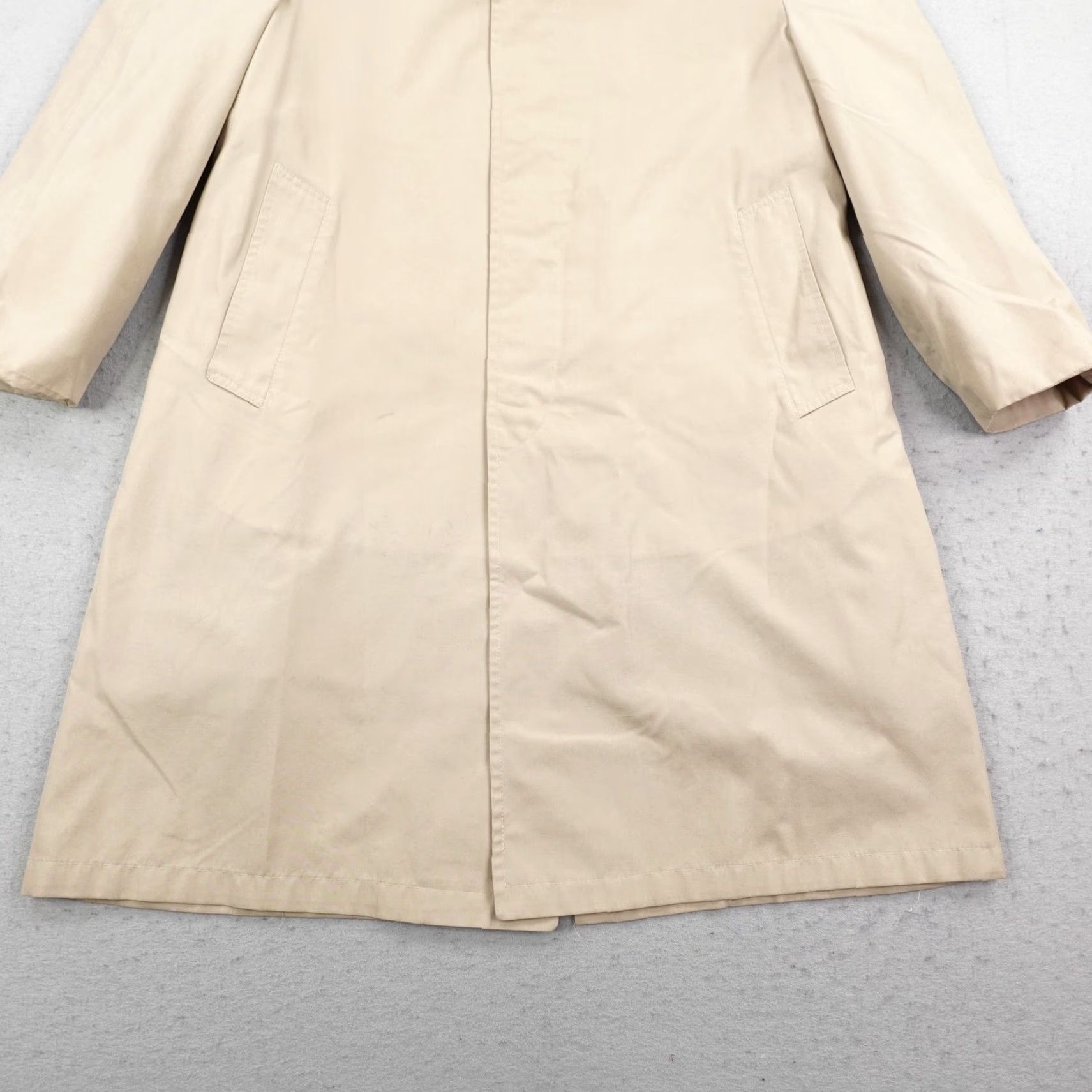 Hart Schaffner Marx VINTAGE Hart Schaffner & Marx Coat Mens 42S Beige Rain Trench Jacket Liner Wool Lined Water Resistant Single-Breasted Size US XS / EU 42 / 0 - 3 Thumbnail