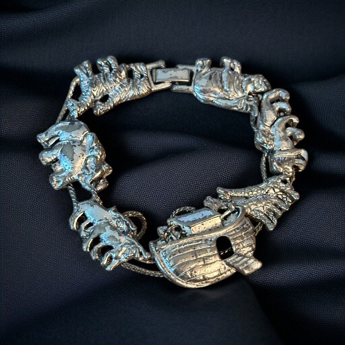 Other Vintage silver tone Noah’s Ark sliding charm bracelet Size ONE SIZE - 1 Thumbnail