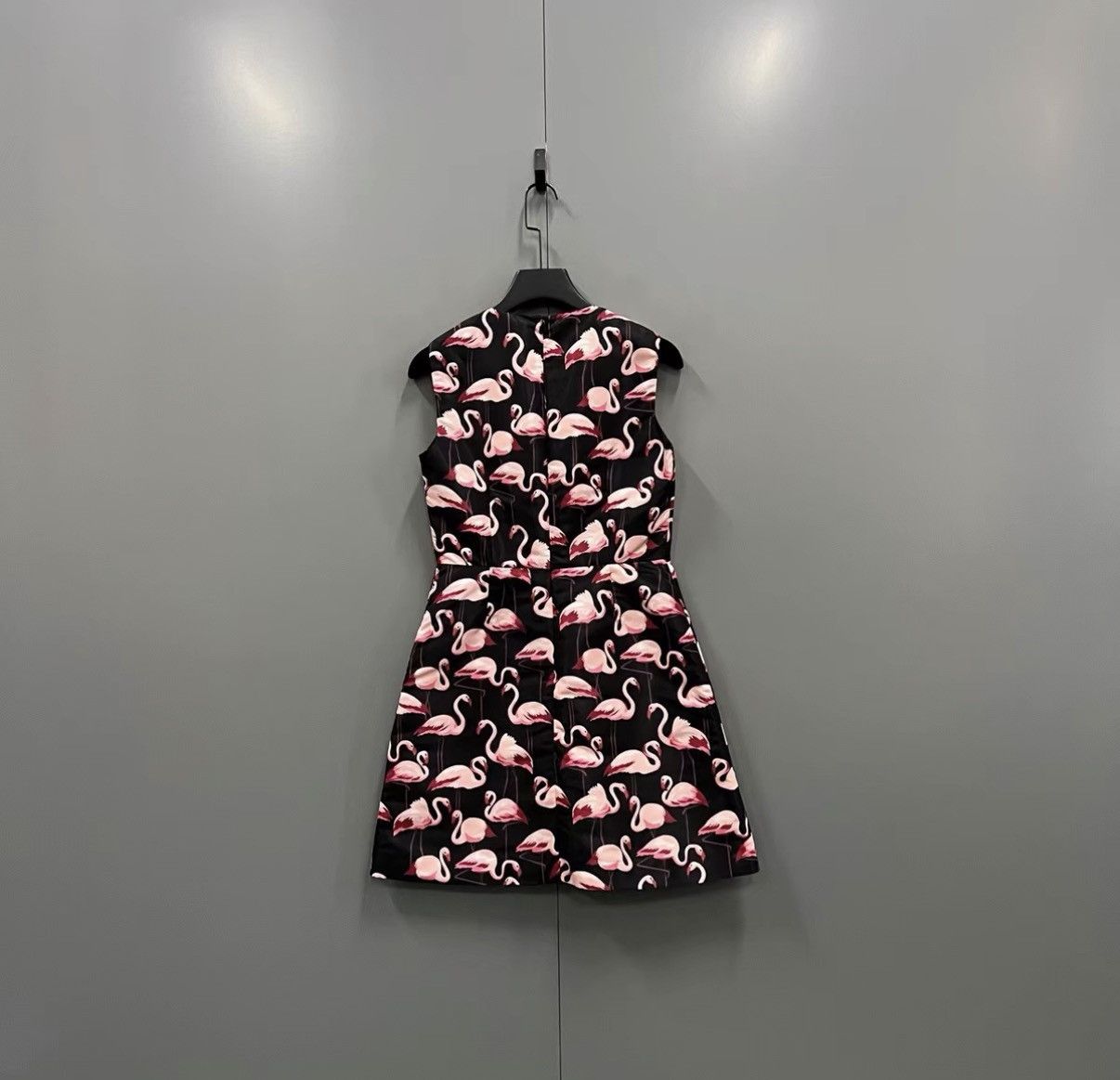 Valentino Valentino Flamingo All-over Print Dress J41 Size M / US 6-8 / IT 42-44 - 2 Thumbnail