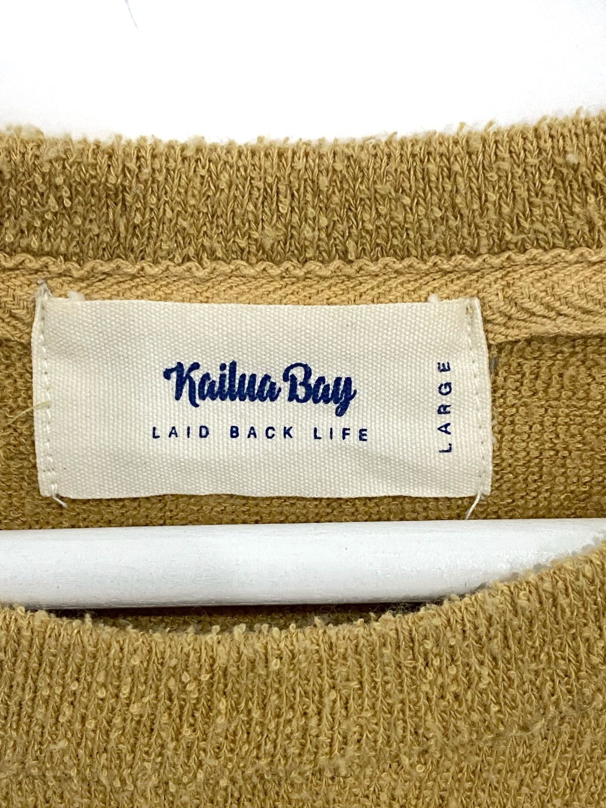 Vintage Vintage Kailua Bay tshirt Size US L / EU 52-54 / 3 - 4 Thumbnail