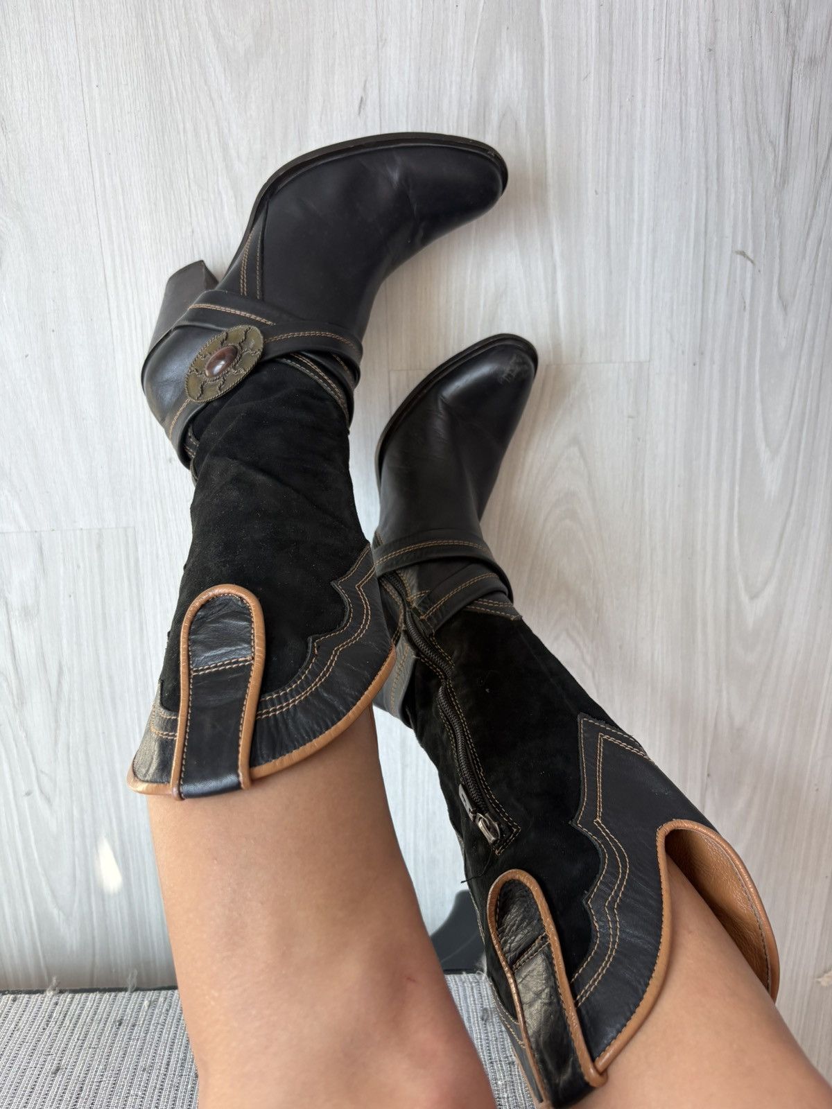 Vintage Y2k leather boots Size US 8 / IT 38 - 7 Thumbnail
