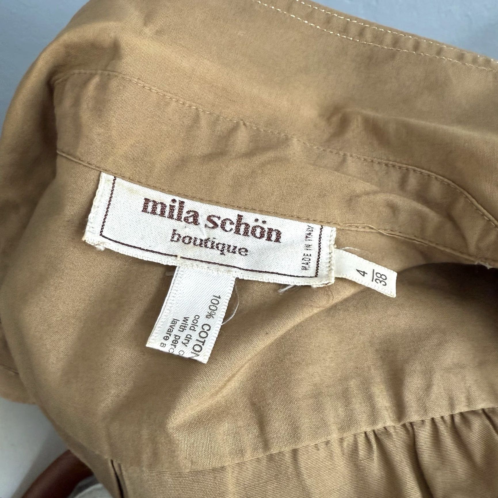 Vintage VINTAGE Mila Schon Shirt Dress Khaki 4 100% Cotton Utility Style Button Front Logo Pockets Epaulets Chest Patch Front Hip Pockets knee Length Women Size S / US 4 / IT 40 - 7 Thumbnail