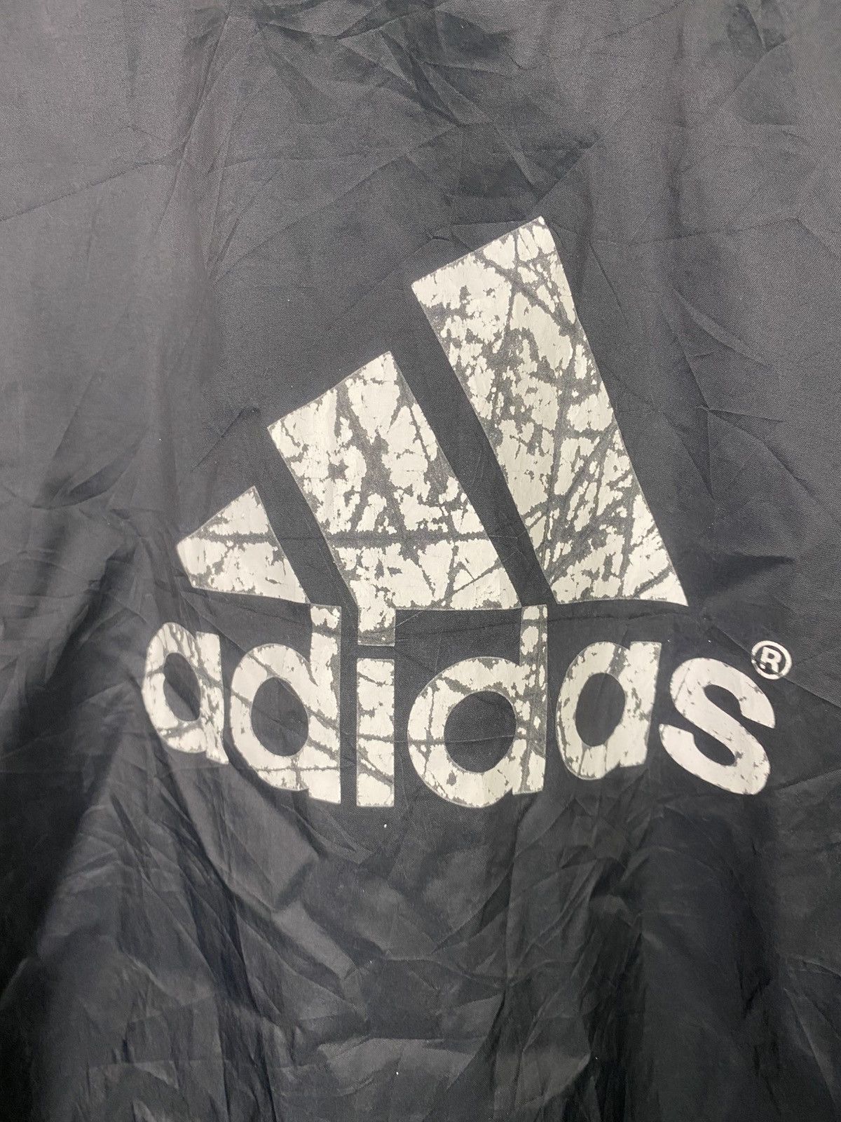 Adidas Adidas windbreaker Tee Size US L / EU 52-54 / 3 - 3 Thumbnail
