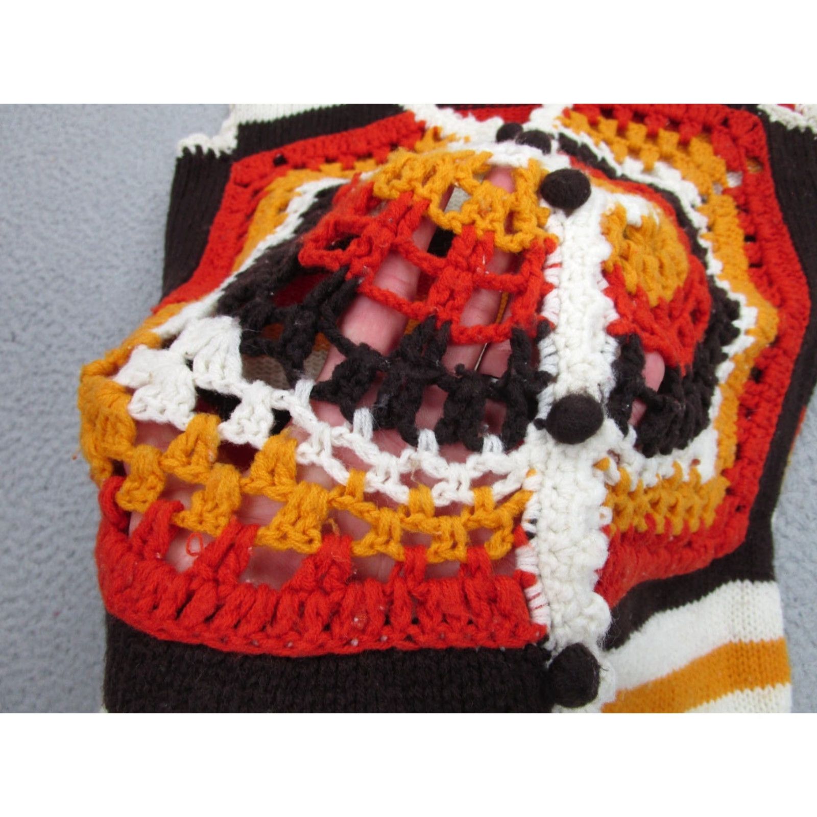 Vintage VINTAGE Granny Square Sweater Womens M Hand knit Crochet Boho 70s 80s Hippie Candy Corn Cardigan Knits Crochet Open-Knit V-Neck Sleeveless Orange Size M / US 6-8 / IT 42-44 - 4 Thumbnail