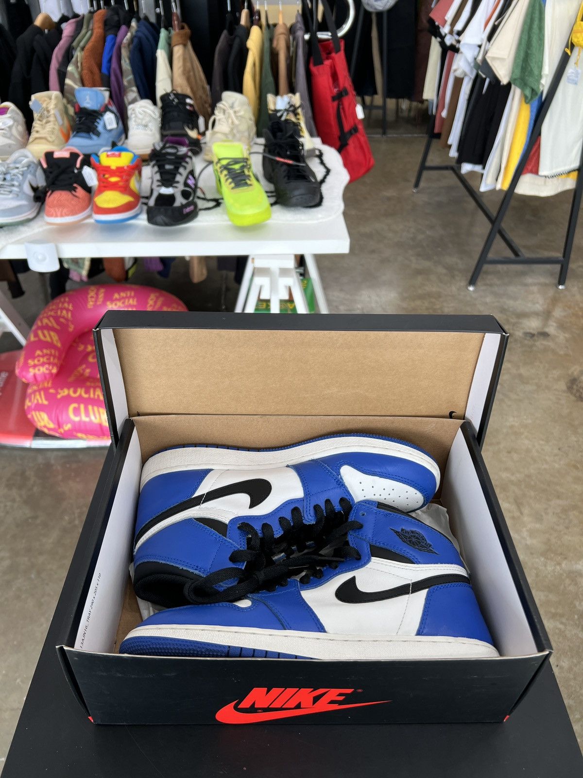 Jordan Brand × Nike Air Jordan 1 Game Royal Sz. 7y (2018) Size US 7 / EU 40 - 10 Thumbnail