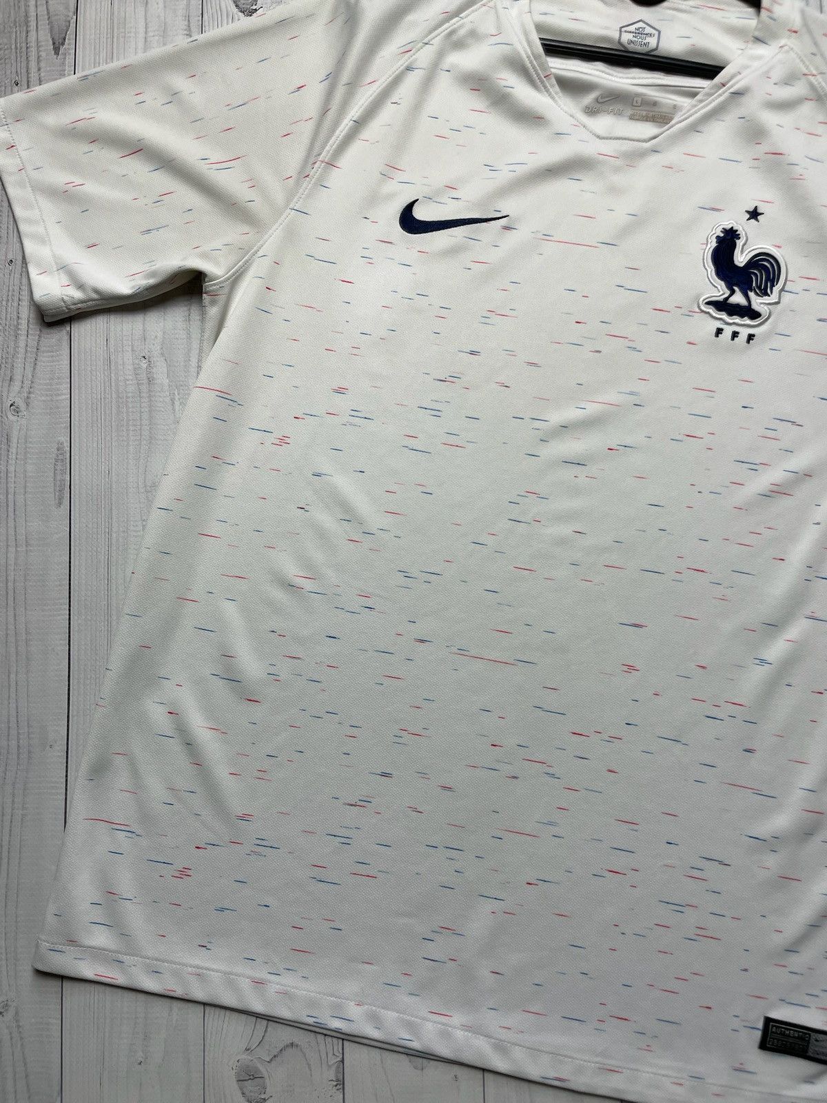 Nike × Vintage Vintage Nike France soccer jersey size L logo Size US L / EU 52-54 / 3 - 3 Thumbnail