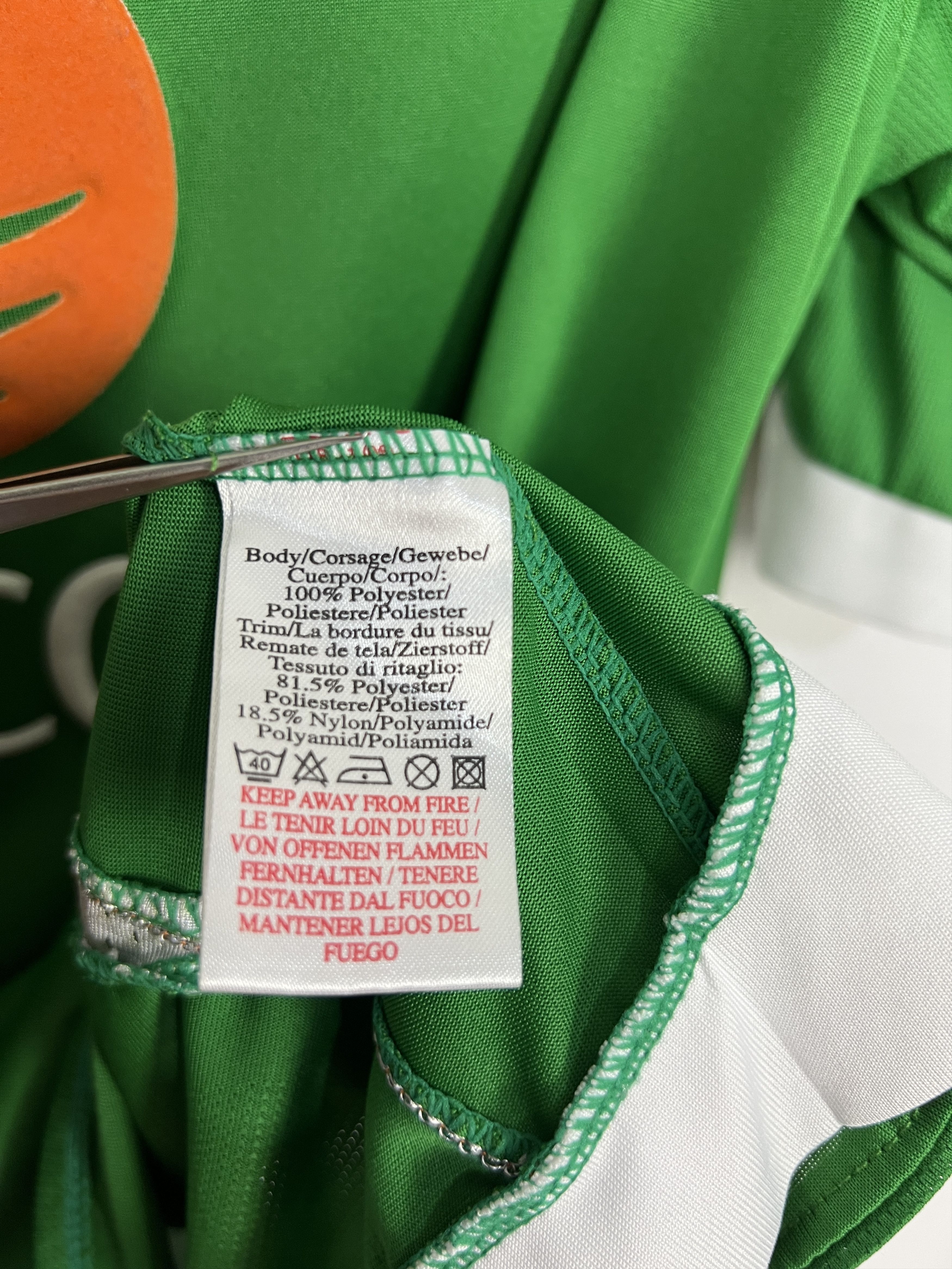 Umbro Republic of Ireland Home football shirt Soccer Jersey Trikot Size US L / EU 52-54 / 3 - 7 Thumbnail
