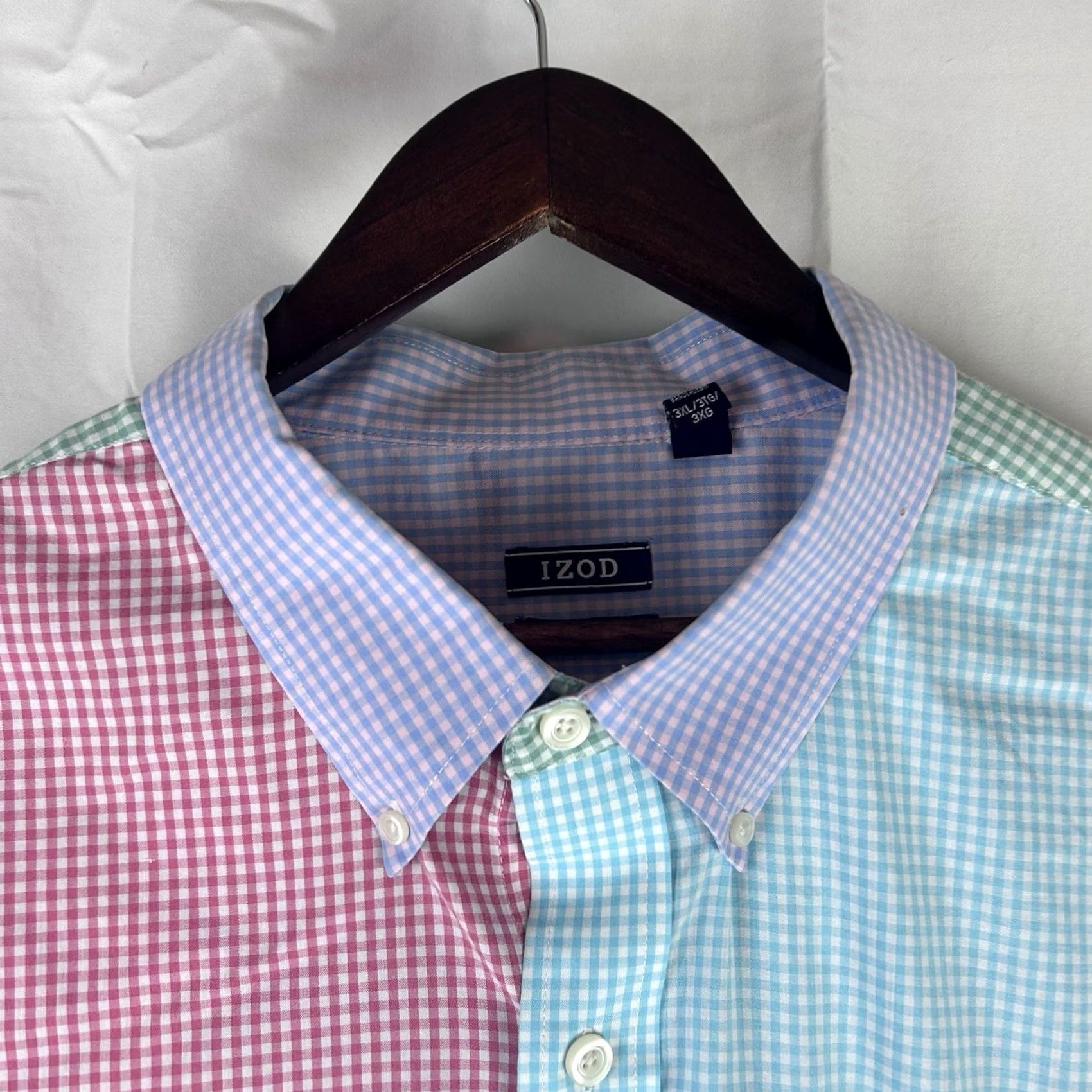 Izod IZOD Men's Multicolor Checkered Gingham Long Sleeve Button-Up Shirt 3XL Mens Regular Button-Down Collared Classic Shirt Size US XXL / EU 58 / 5 - 3 Thumbnail