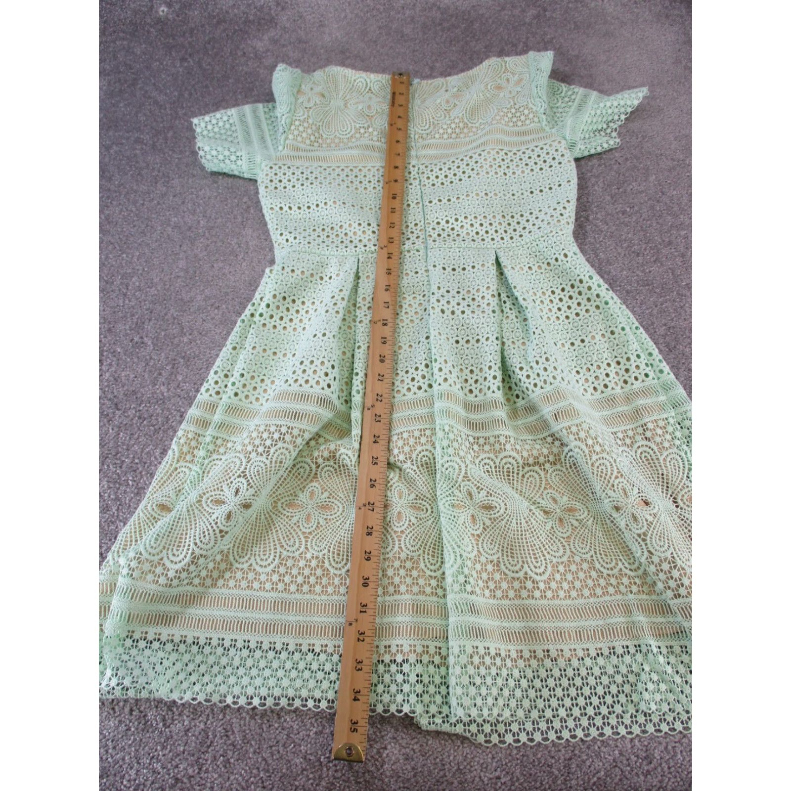 Vintage Soshanna Dress Womens 8 Blouson Short Sleeve Round Neck Embroidered Green Beige Polyester - Dress Length Short - 8 - Green - Blouson - Womens Size M / US 6-8 / IT 42-44 - 7 Thumbnail