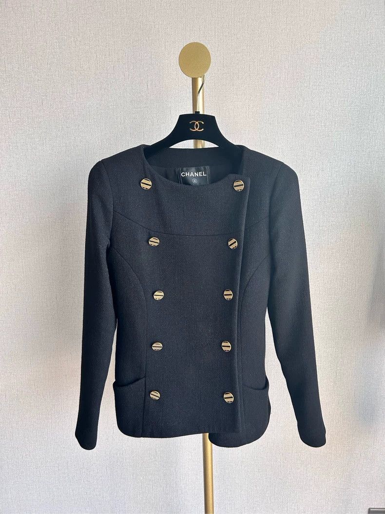 Chanel 19 Egyptian series double-breasted black gold jacke