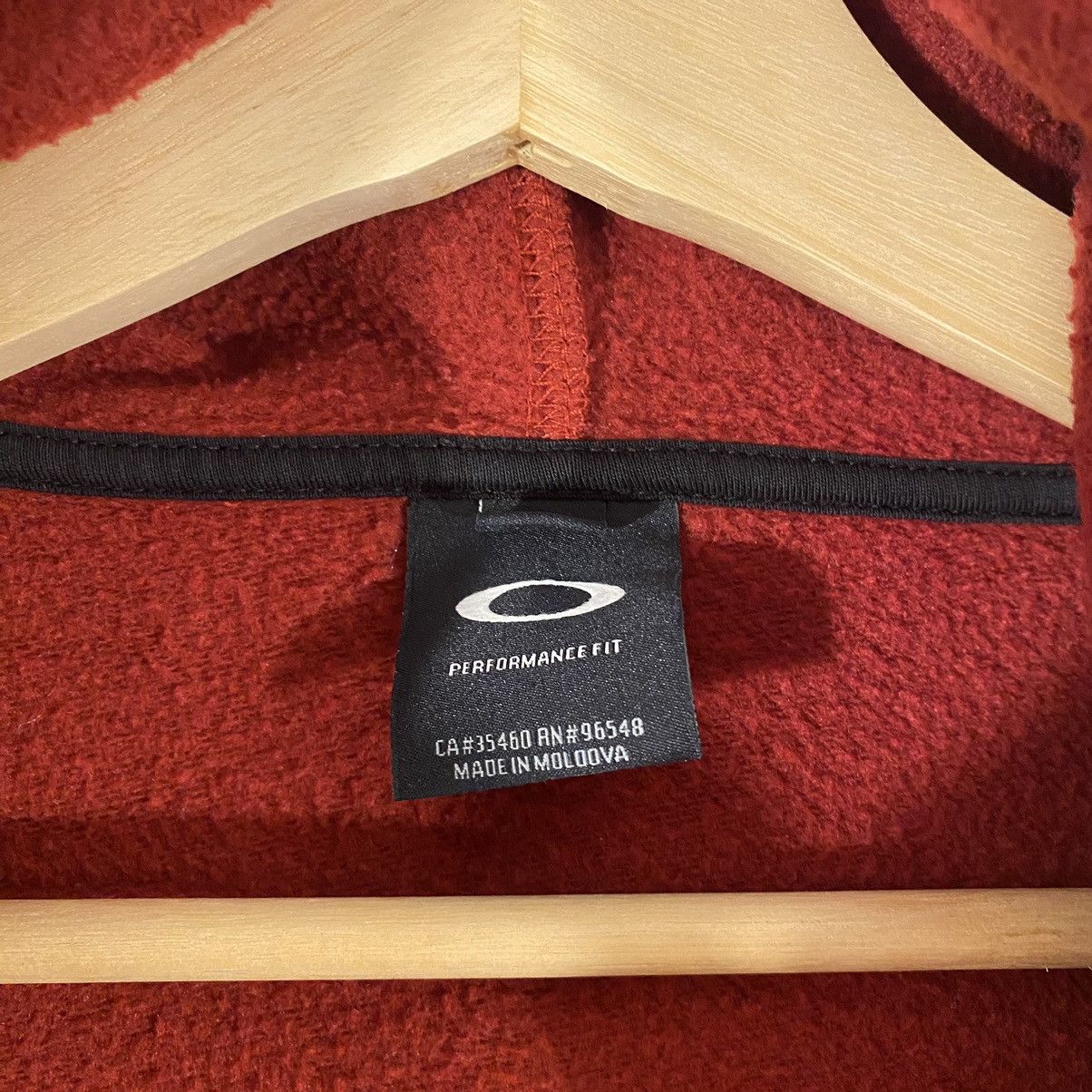 Oakley × Vintage Oakley Tonal Red Full Zip Hoodie Large Size US L / EU 52-54 / 3 - 3 Thumbnail