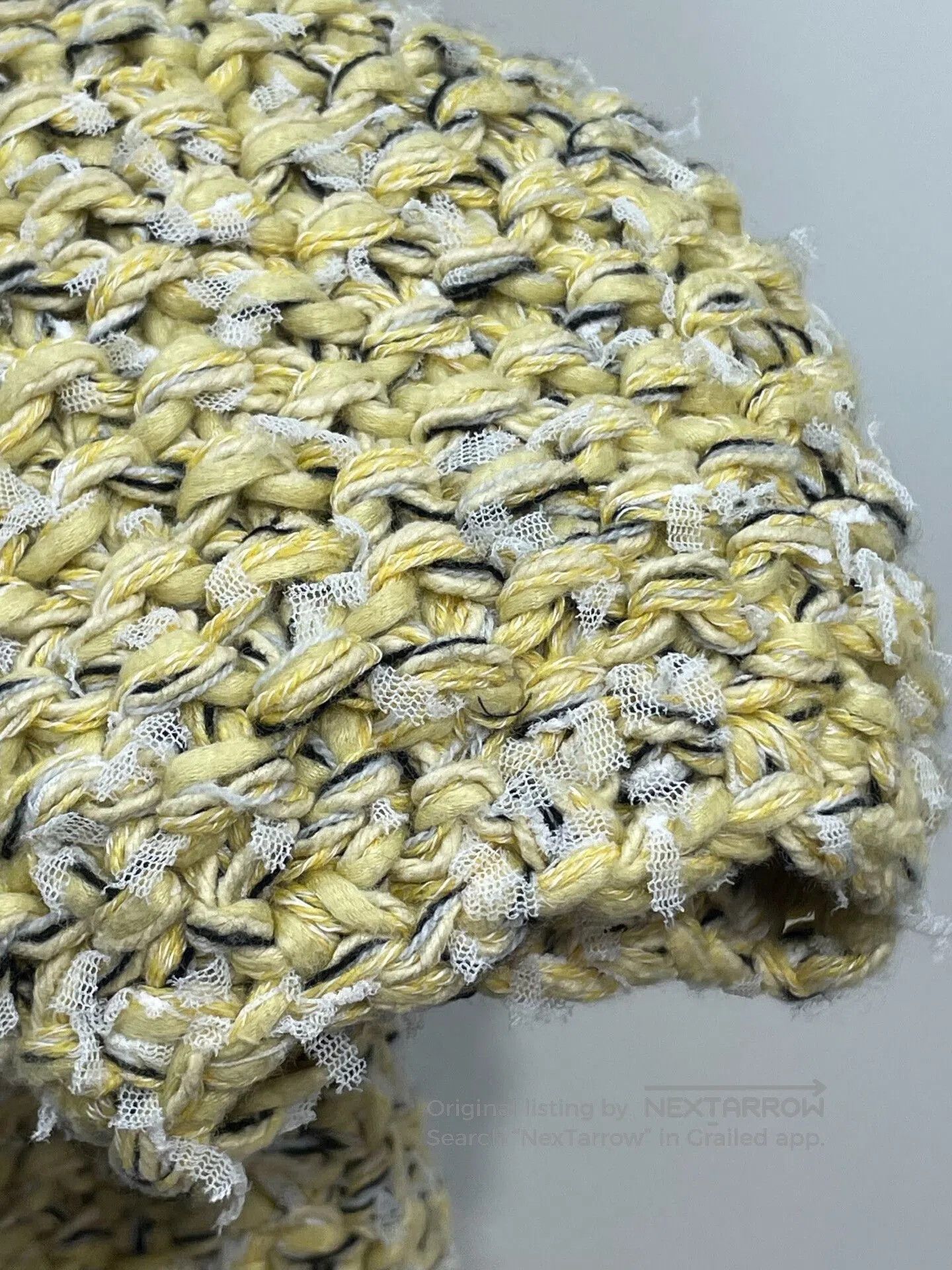 Chanel Chanel Light Yellow Knit Short Jacket. Size S / US 4 / IT 40 - 5 Thumbnail