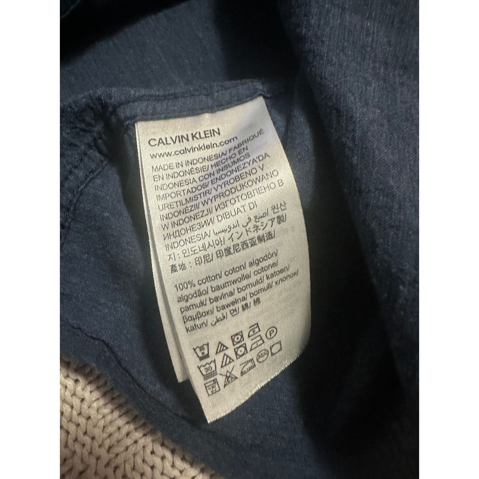 Calvin Klein Calvin Klein navy blue button down size M Size US M / EU 48-50 / 2 - 5 Thumbnail