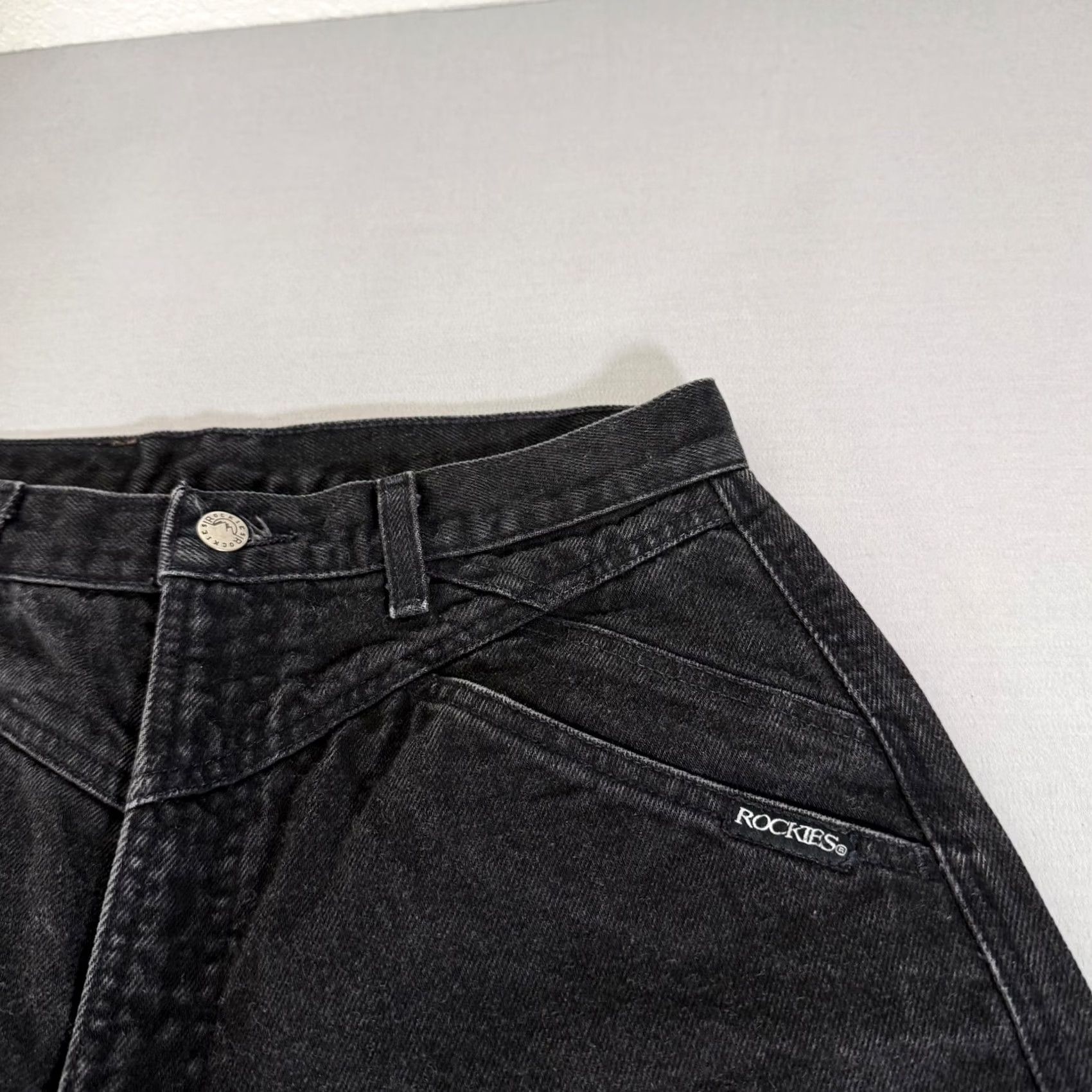 Vintage VINTAGE Rocky Mountain Jeans Womens Black Bare Back Slim Fit Denim Pants Western 90s Size 32" / US 10 / IT 46 - 3 Thumbnail