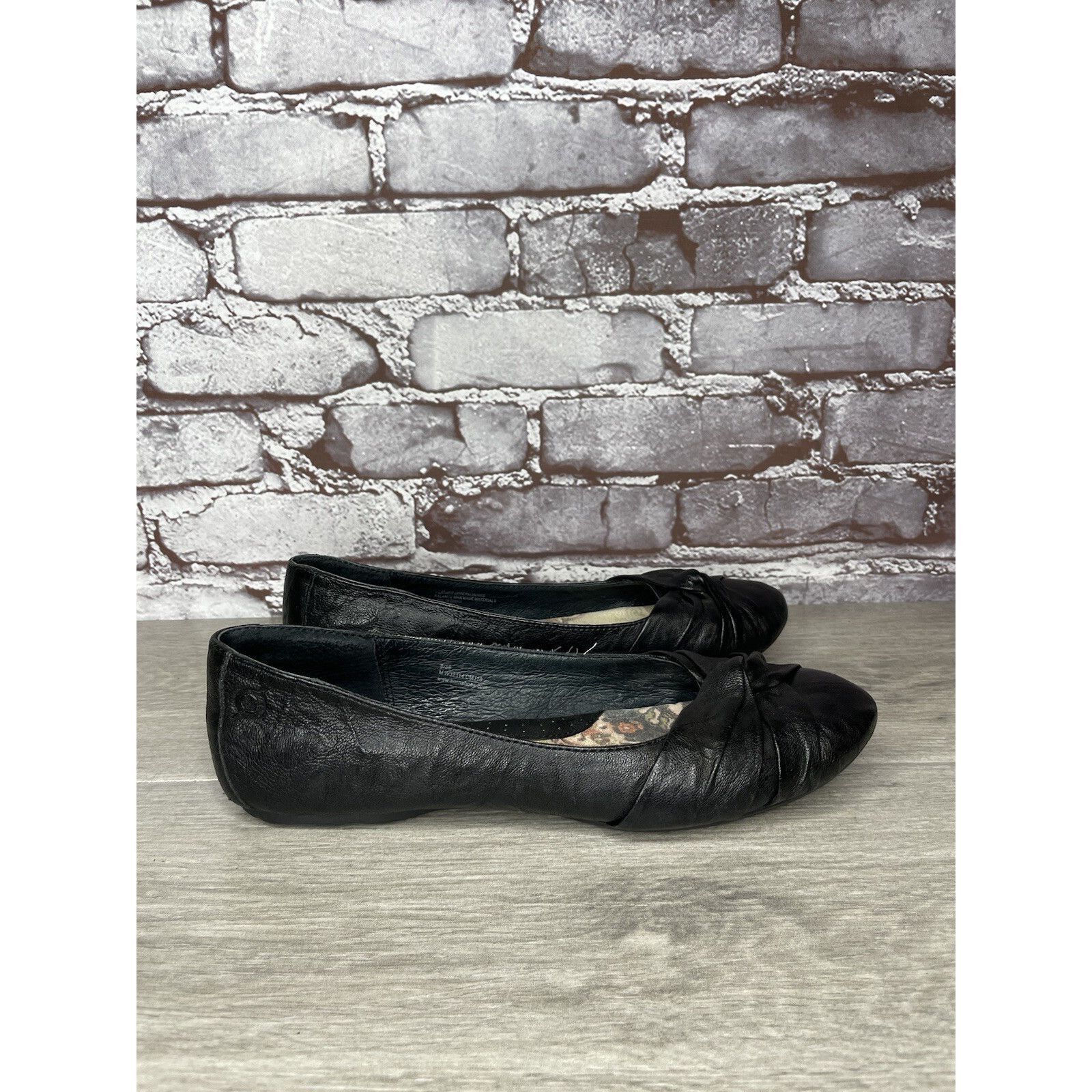Born Born Lilly Black Leather Slip On Bow Ballet Flats Shoes Wome Size US 8 / IT 38 - 12 Thumbnail