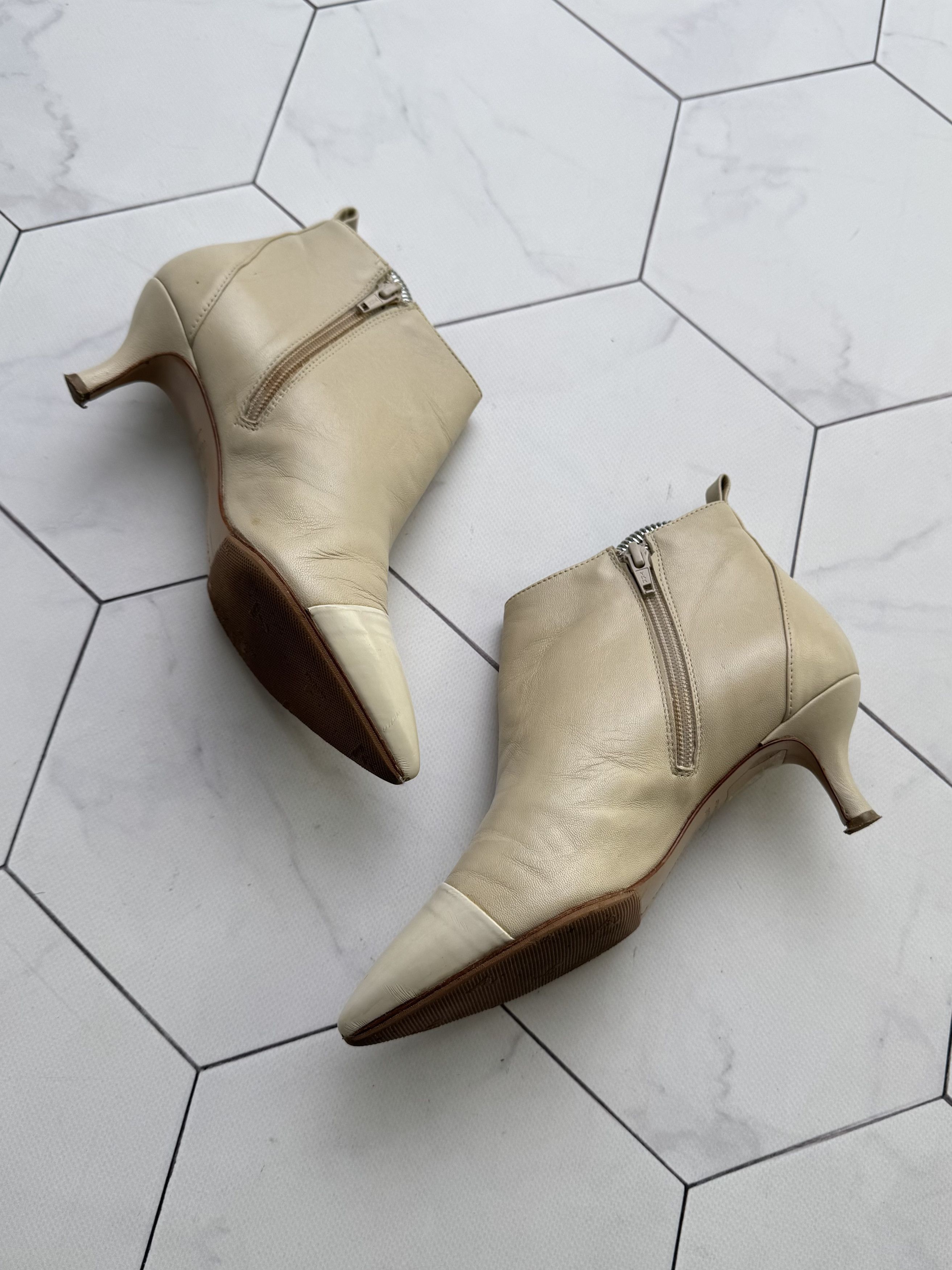 Miss Sixty Miss Sixty Vintage Leather Ankle Boots Pointed Toe Heel B4 Size US 6 / IT 36 - 3 Thumbnail