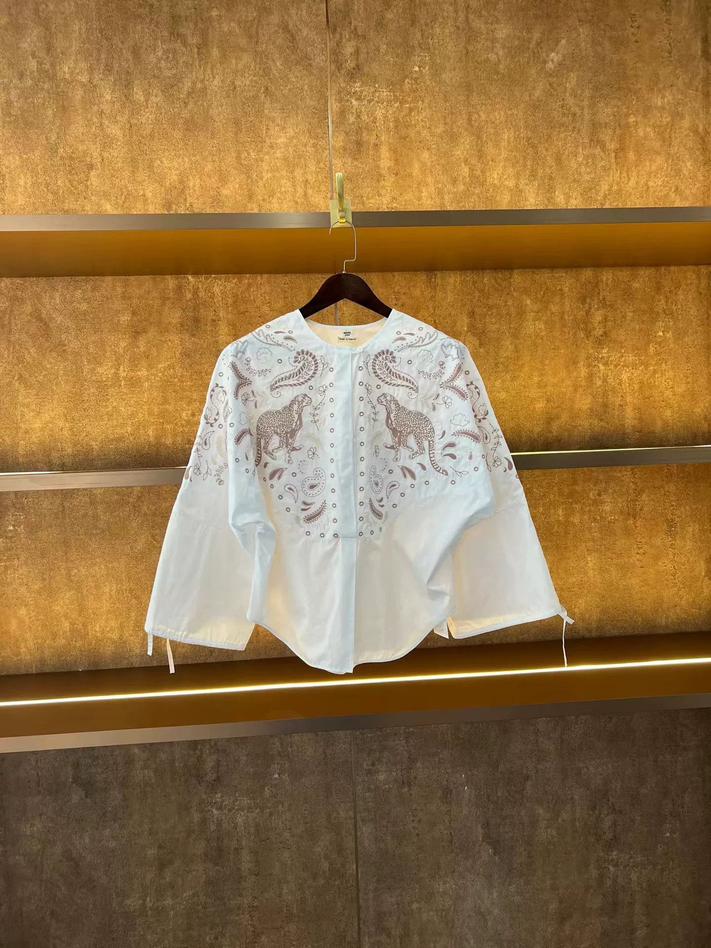 Hermes Hermes Embroidered Shirt Size 34 Size XXS / US 00 / IT 34 - 1 Thumbnail