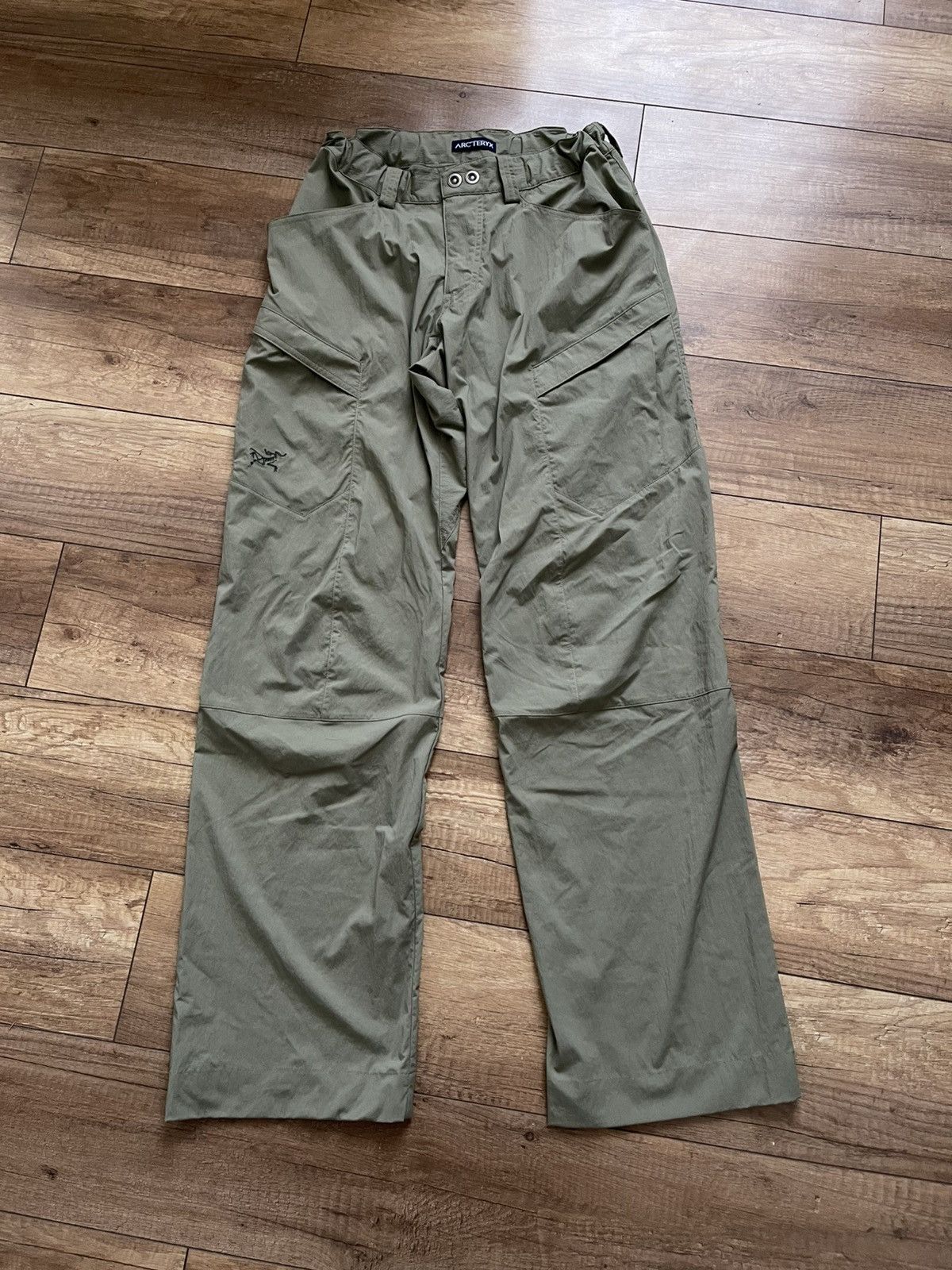 Arcteryx Vintage Cargo Pants Womens