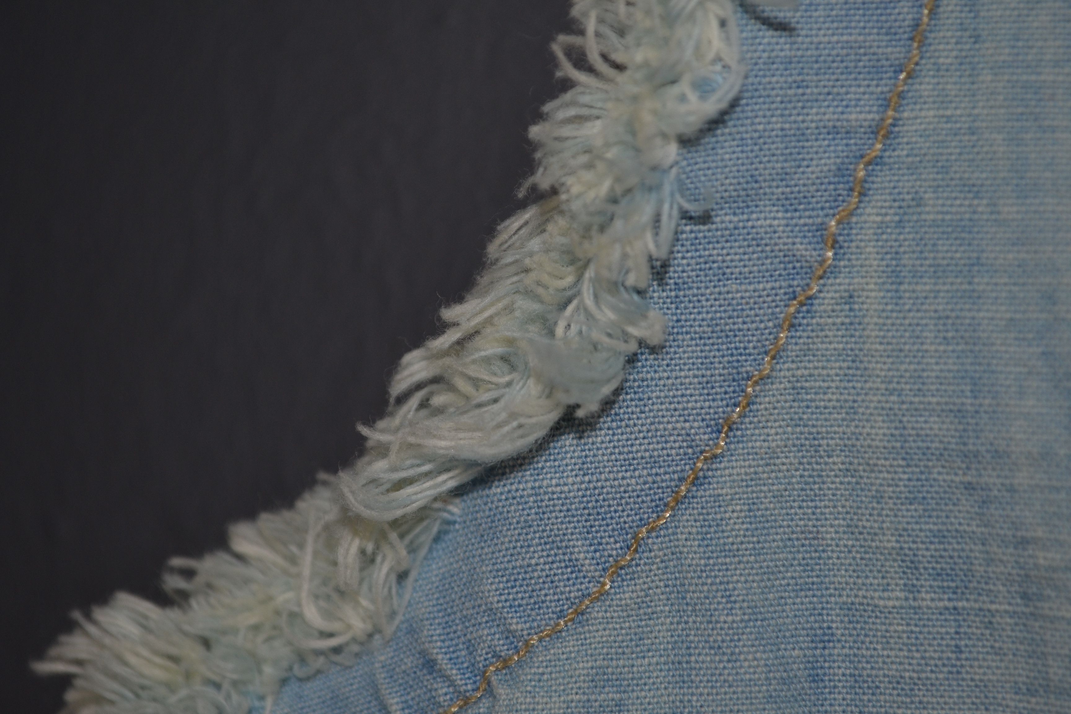 Nili Lotan Nili Lotan Helena Tank L Frayed Denim Sleeveless Scoop Neck Size L / US 10 / IT 46 - 4 Thumbnail