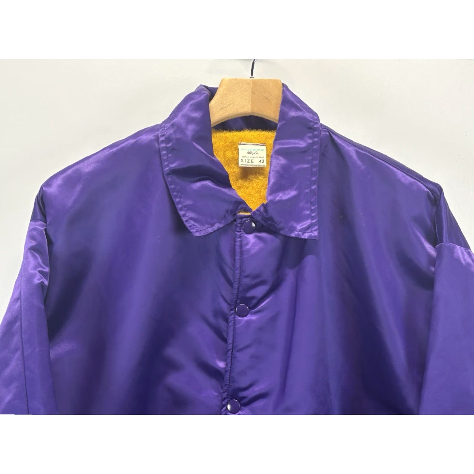 CO VINTAGE Powers Manufacturing Men’s Jacket 42 Regular Purple Solid Fuzzy Lining 1970s Casual Snap Front Size US XS / EU 42 / 0 - 2 Thumbnail