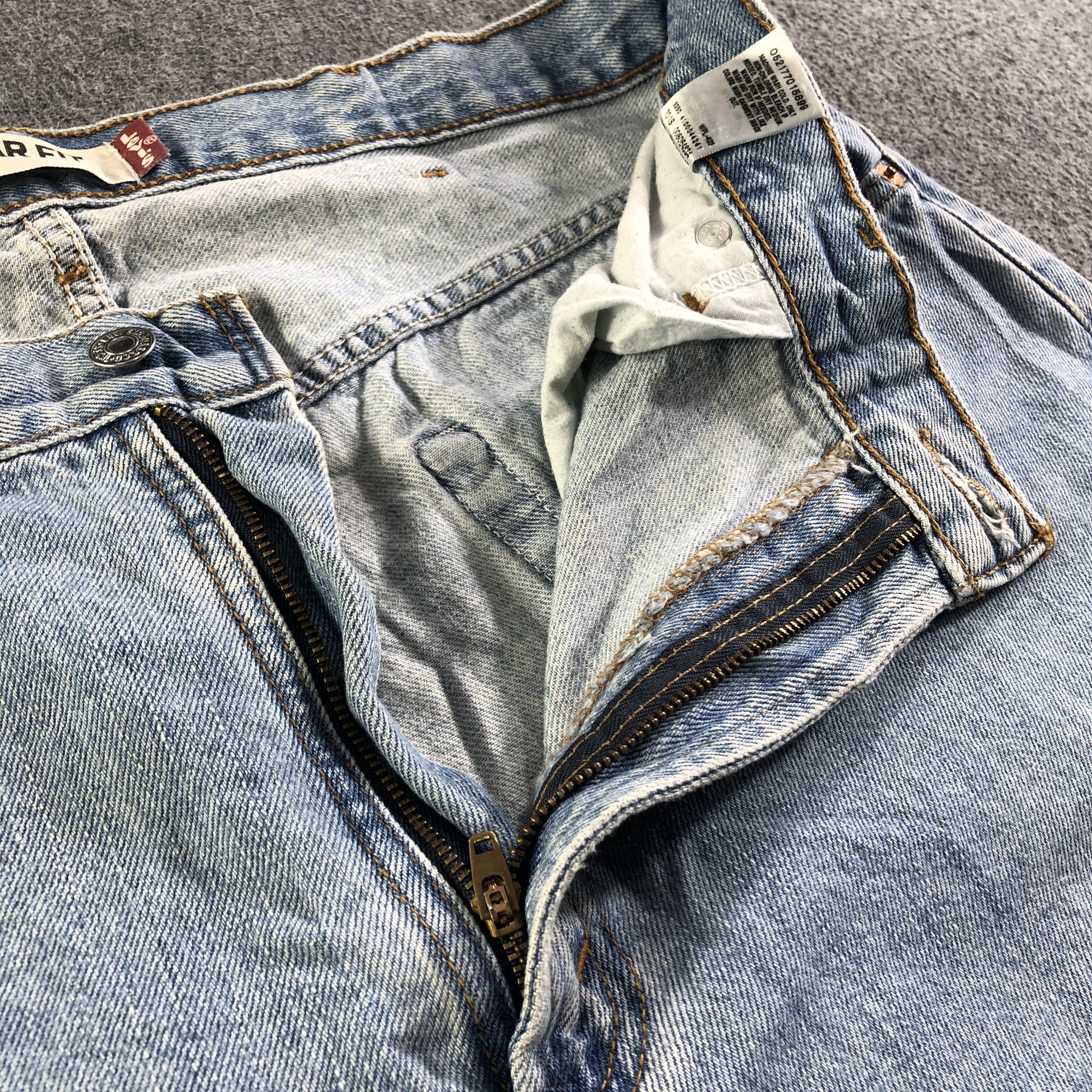 Levi's Vintage Blue Wash Levis 505 Jeans-J4419 Size US 37 - 8 Thumbnail