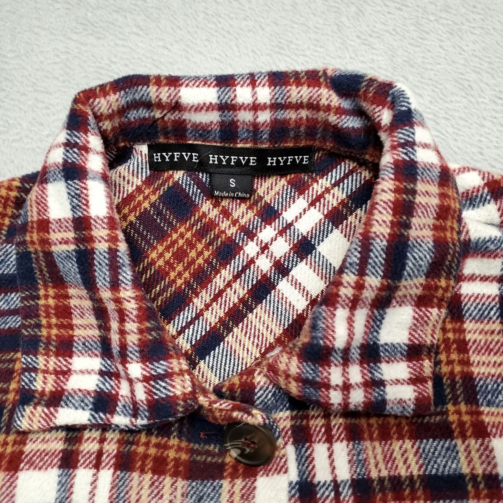 Vintage HYFVE Jacket Women S Red Blue Plaid Heavyweight Flannel Overshirt Cabin Gorp Shirt Womens Size S / US 4 / IT 40 - 3 Thumbnail