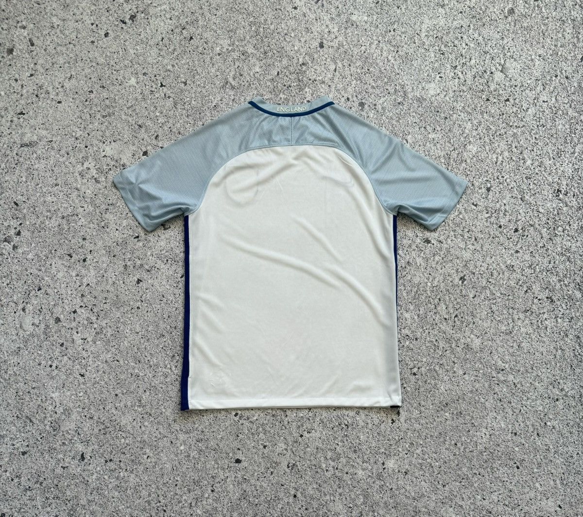 Nike × Vintage Vintage Nike Home 2016 England Football Soccer Jersey Size US S / EU 44-46 / 1 - 5 Thumbnail