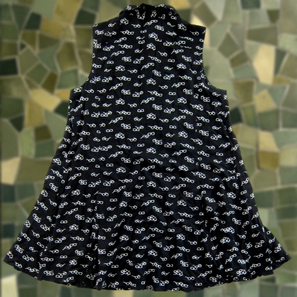 Vintage 11-1-TYLHO Blouse Shirt Sleeveless Collared Button Down Black Small Womens Size S / US 4 / IT 40 - 1 Thumbnail