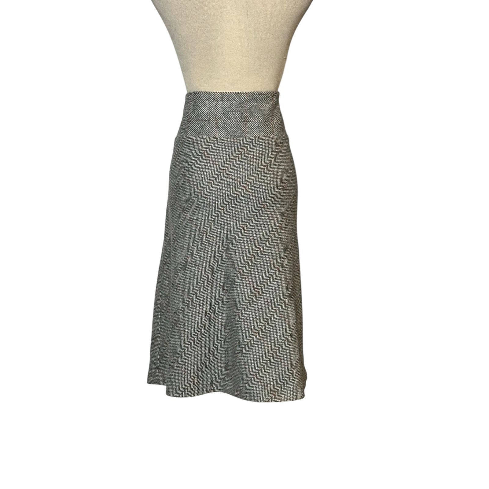 Benetton BENETTON gray red plaid knee length skirt size 44 US Medium Size 32" / US 10 / IT 46 - 16 Thumbnail