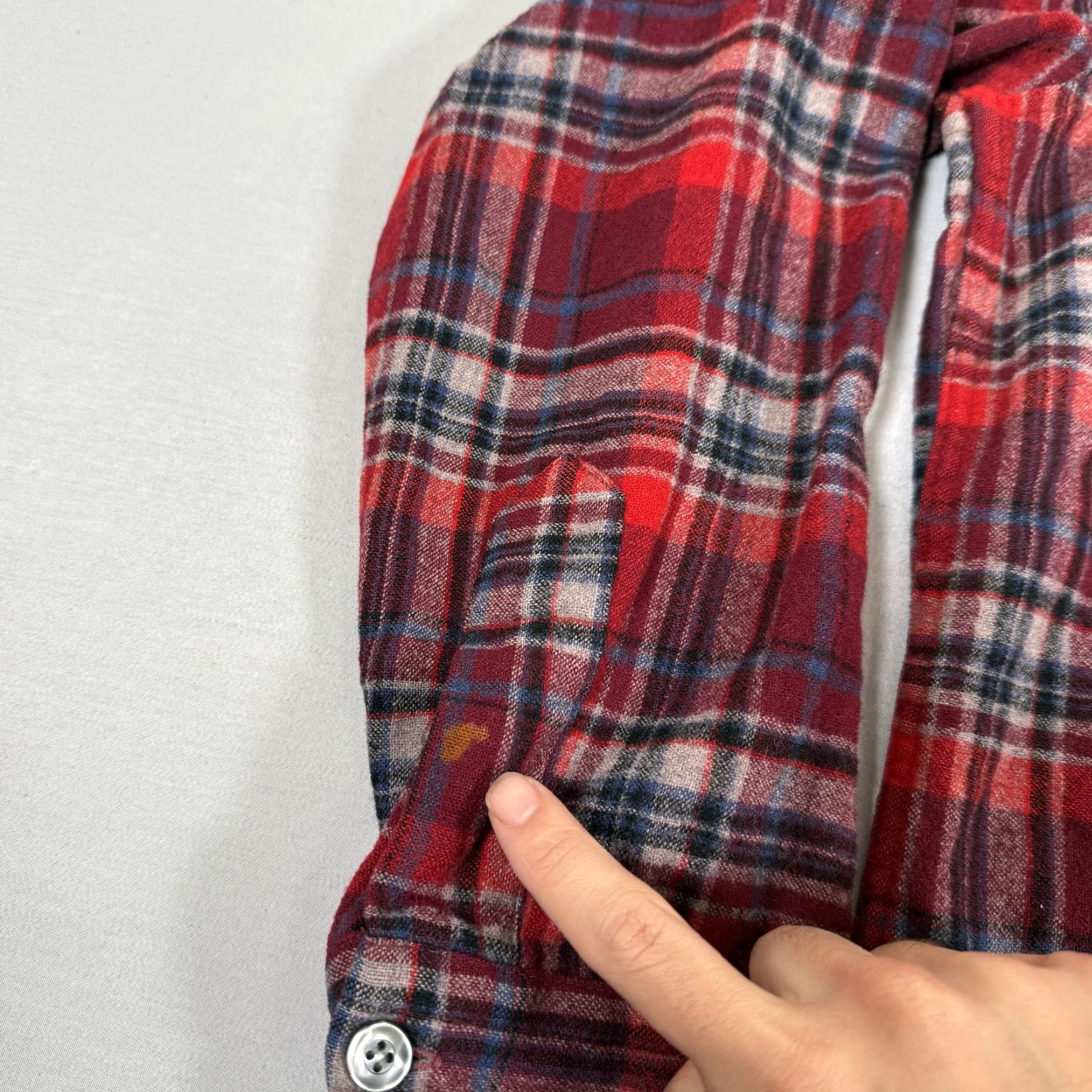 Pendleton VINTAGE Pendleton Shirt Mens L Red Plaid Wool Flannel Button-Up Long Sleeve Collared 70s Board Size US L / EU 52-54 / 3 - 6 Thumbnail