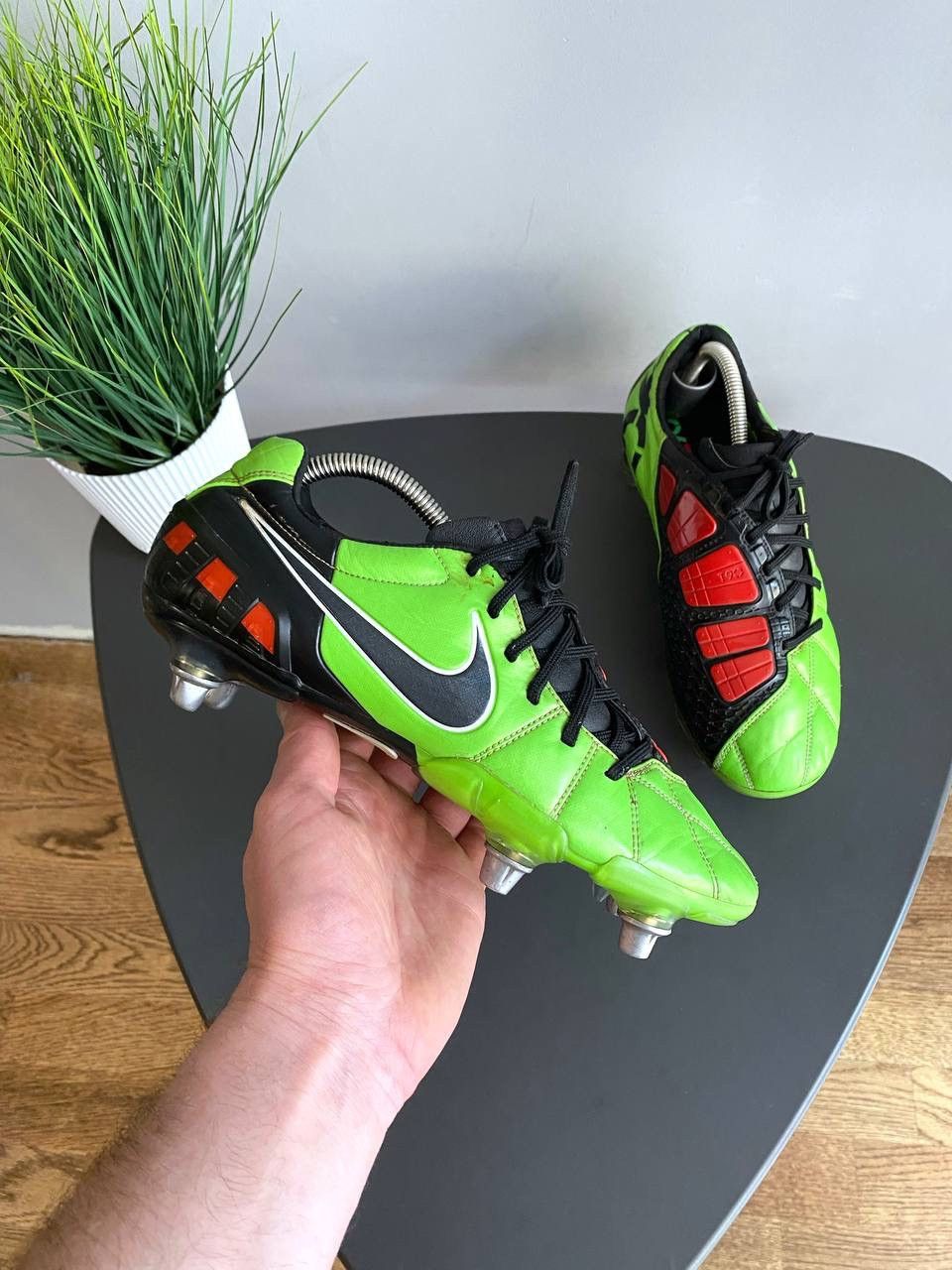 Nike Total 90 Laser lll SG PRO Football Boots, US 8 / EU 41