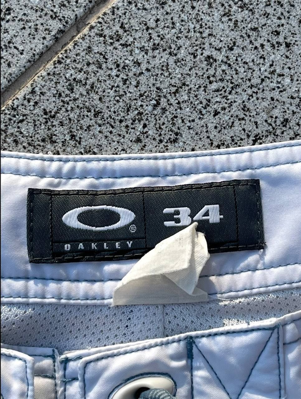 Oakley Oakley Vintage Y2K Tech Board Shorts / Swim Trunks Size US 34 / EU 50 - 4 Thumbnail