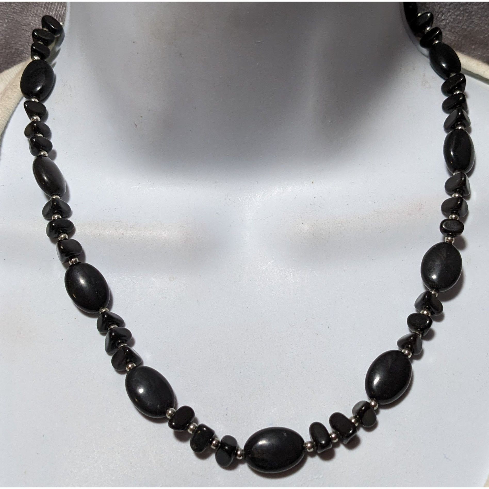 Chaps Preppy Beaded Chaps Black And Silver Necklace Size ONE SIZE - 1 Thumbnail