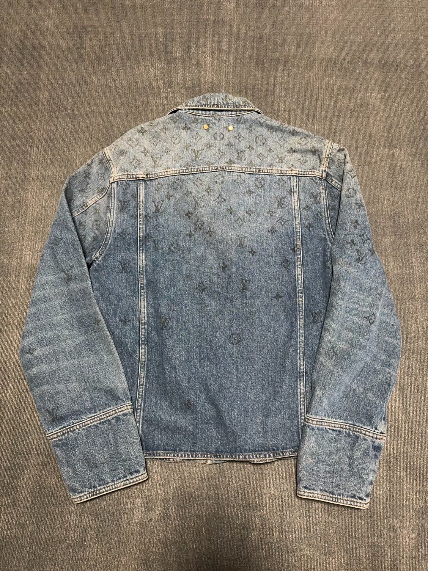 Louis Vuitton louis vuitton denim gradient jacket Size US L / EU 52-54 / 3 - 2 Thumbnail