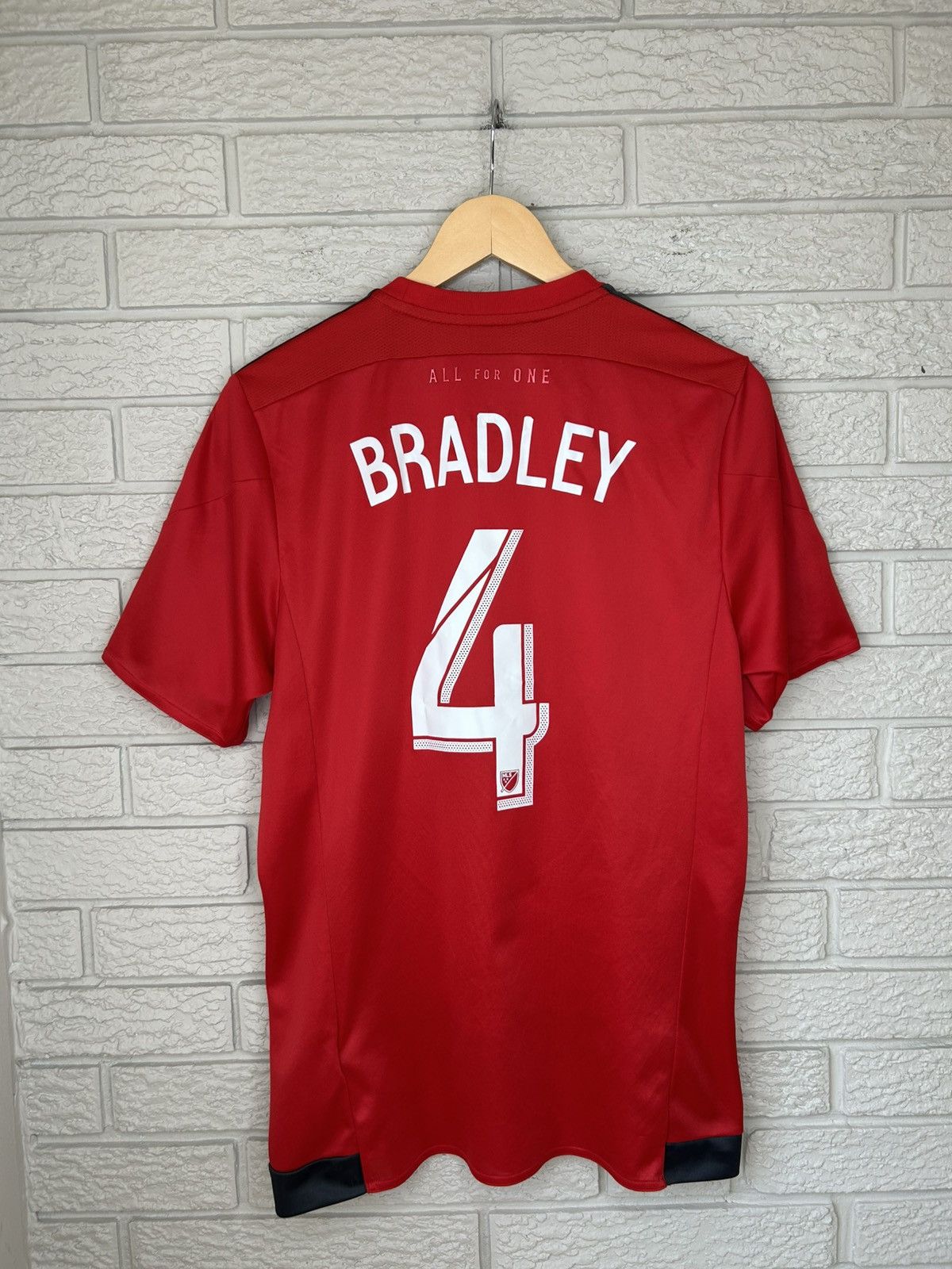 Adidas Adidas Toronto FC 2014 Michael Bradley MLS Jersey Size US M / EU 48-50 / 2 - 10 Thumbnail