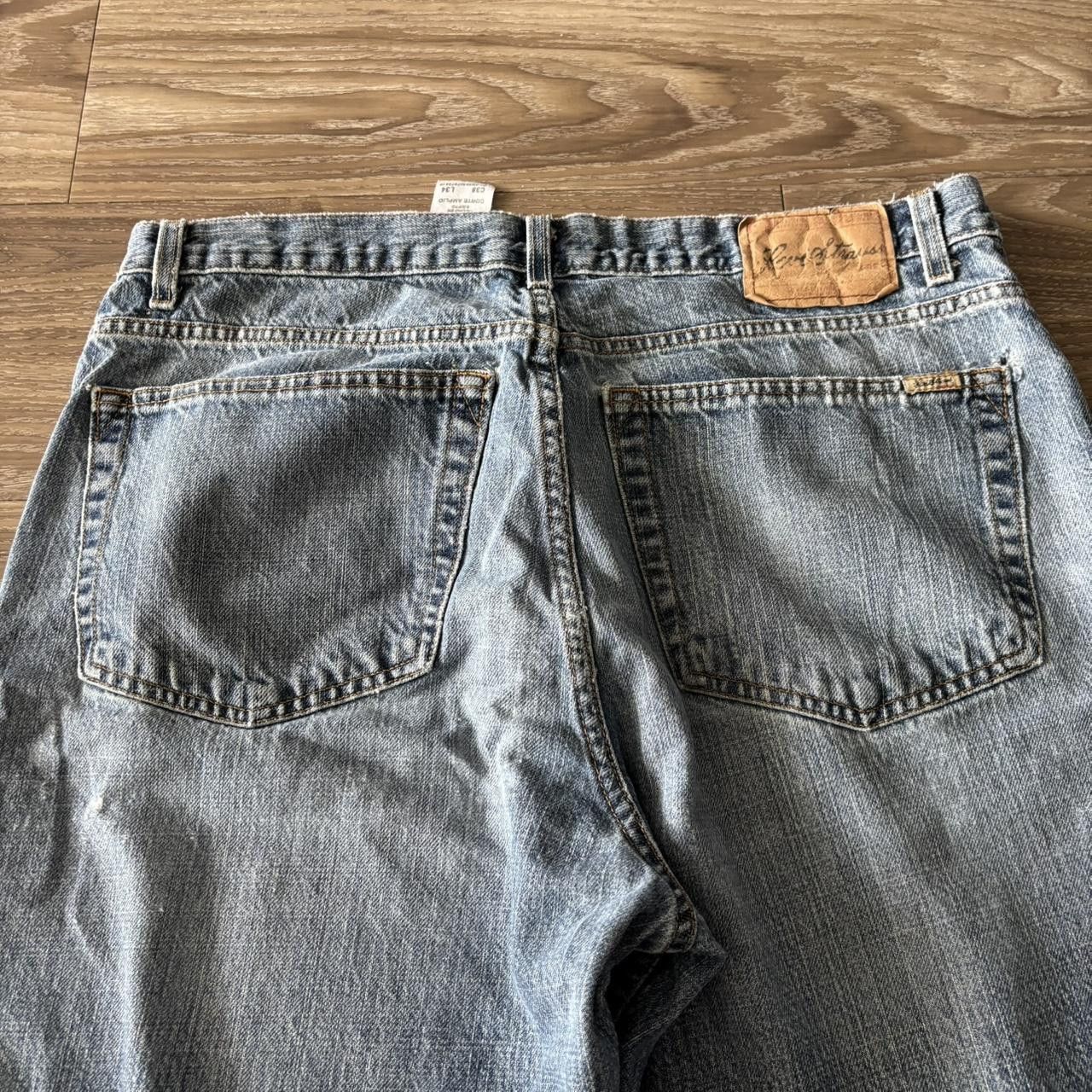 Levi's Crazy Vintage Y2K/2000s Baggy Faded Levis Skater Denim Jeans! 36x33 Size US 36 / EU 52 - 7 Thumbnail