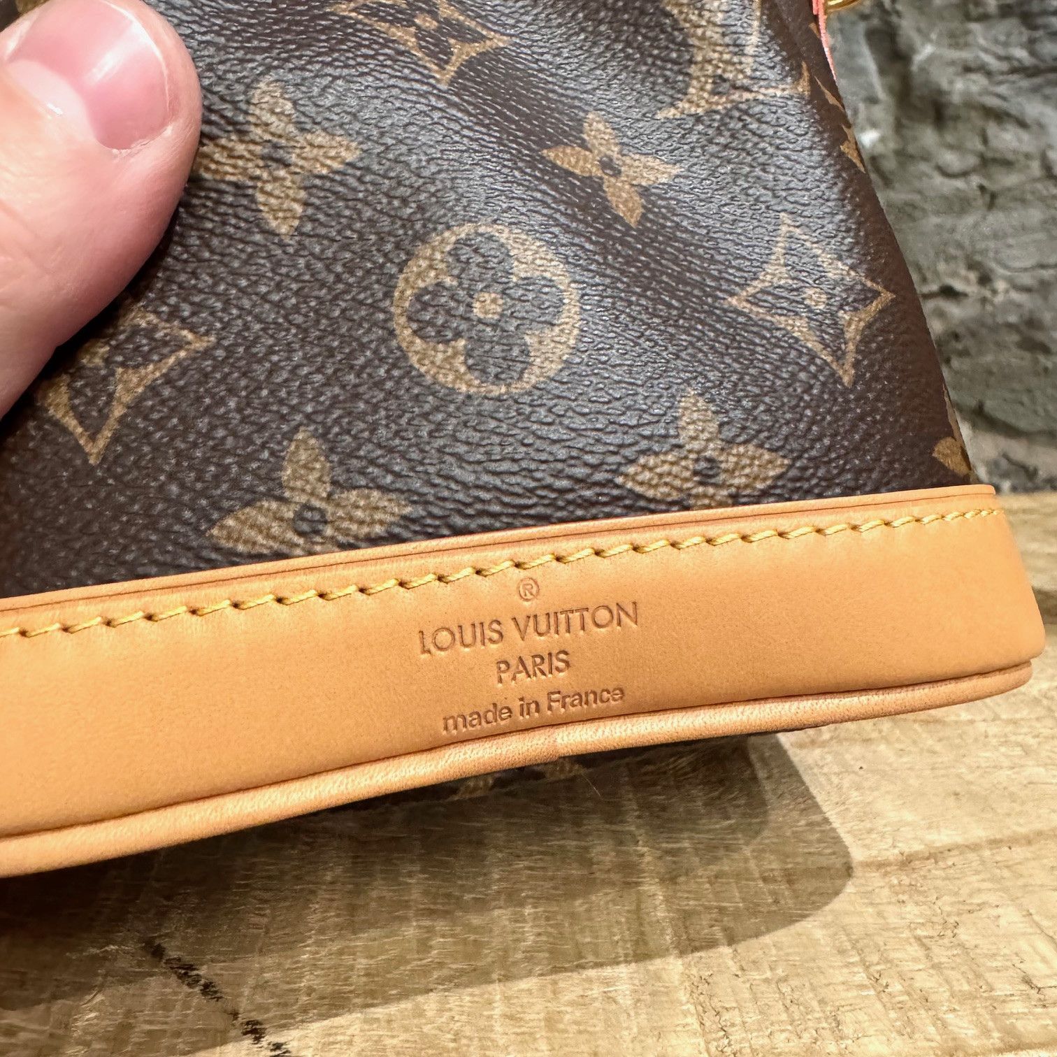 Louis Vuitton Louis Vuitton Monogram Nano Noe Crossbody Bucket Bag Size ONE SIZE - 6 Thumbnail