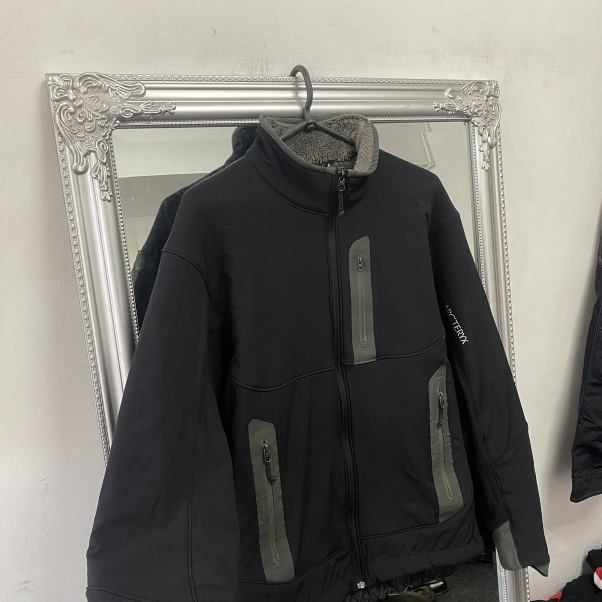 Arc'teryx Vintage Arcteryx Soft Shell Jacket Polartec Black GoprCore Size US L / EU 52-54 / 3 - 4 Thumbnail